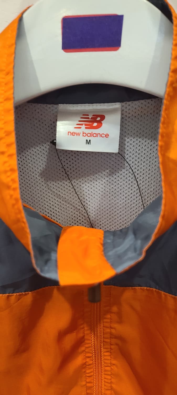 뉴발란스 바람막이  상품이미지2