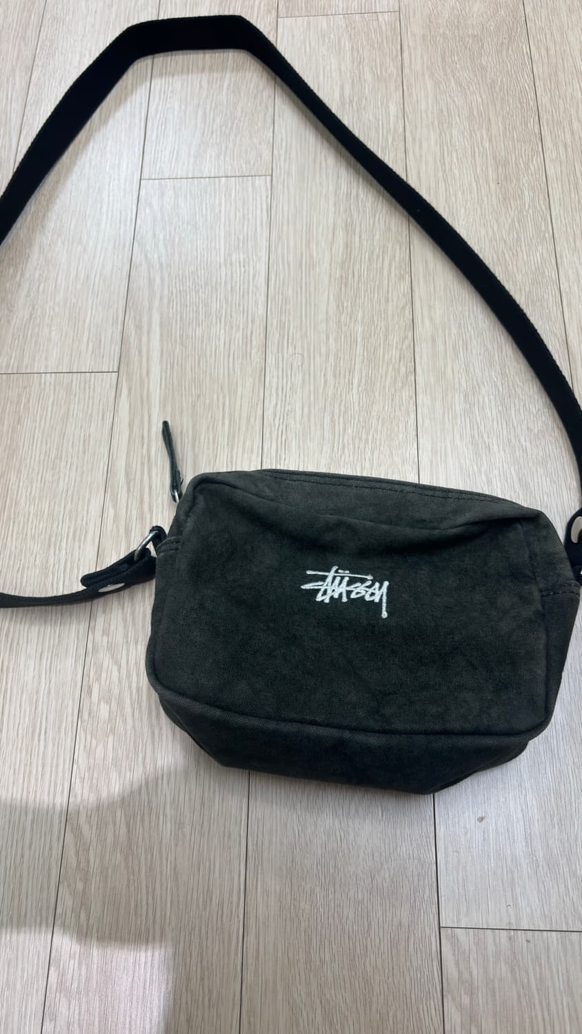 스투시 캔버스 사이드 파우치 워시드 블랙 상품이미지1