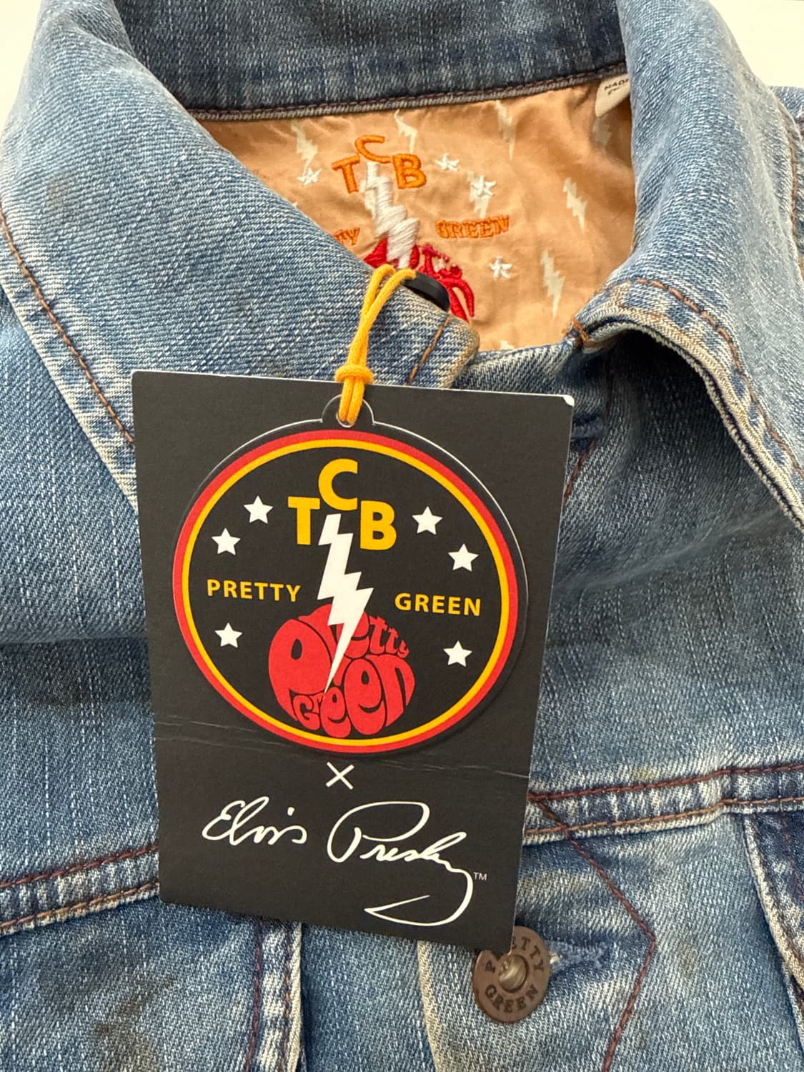 신품미사용)오아시스 리암갤러거 웸블리 2000 데님 자켓 프리티그린 상품이미지9