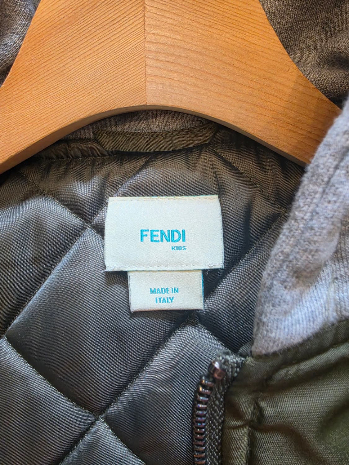 펜디 키즈(Fendi Kids) 브랜드 퀄팅 후드 재킷  상품이미지2