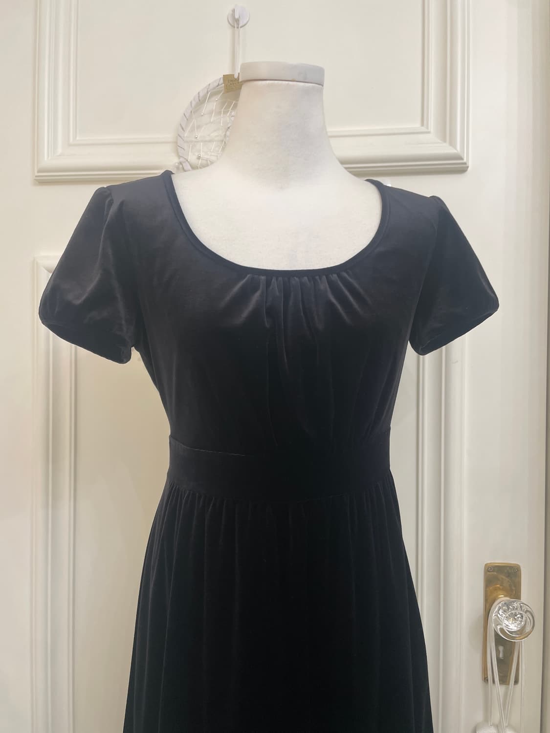 INDIVI black velvet shirring puff basic 상품이미지5