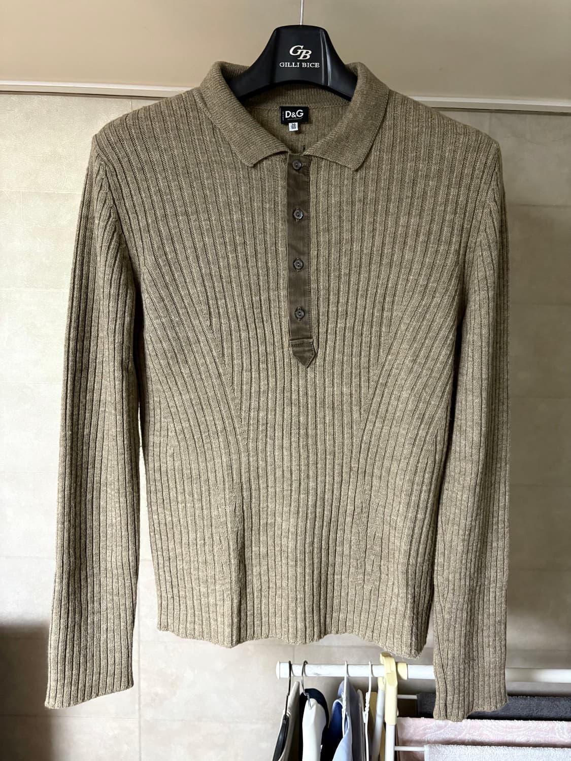 돌채앤가바나 울 니트 100 상품이미지1