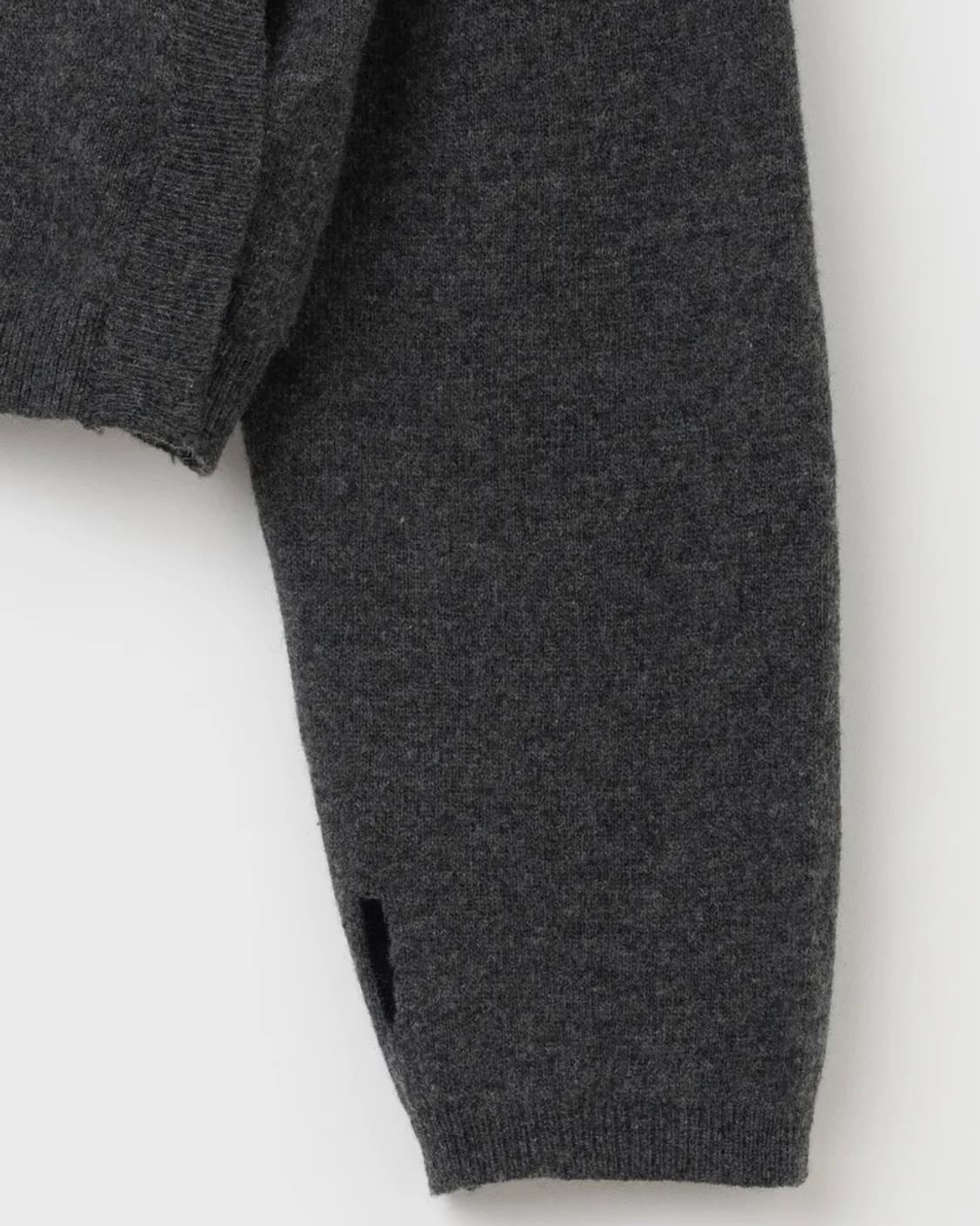 [새상품] 밀로아카이브 x 파세르 니트 후드 상품이미지4