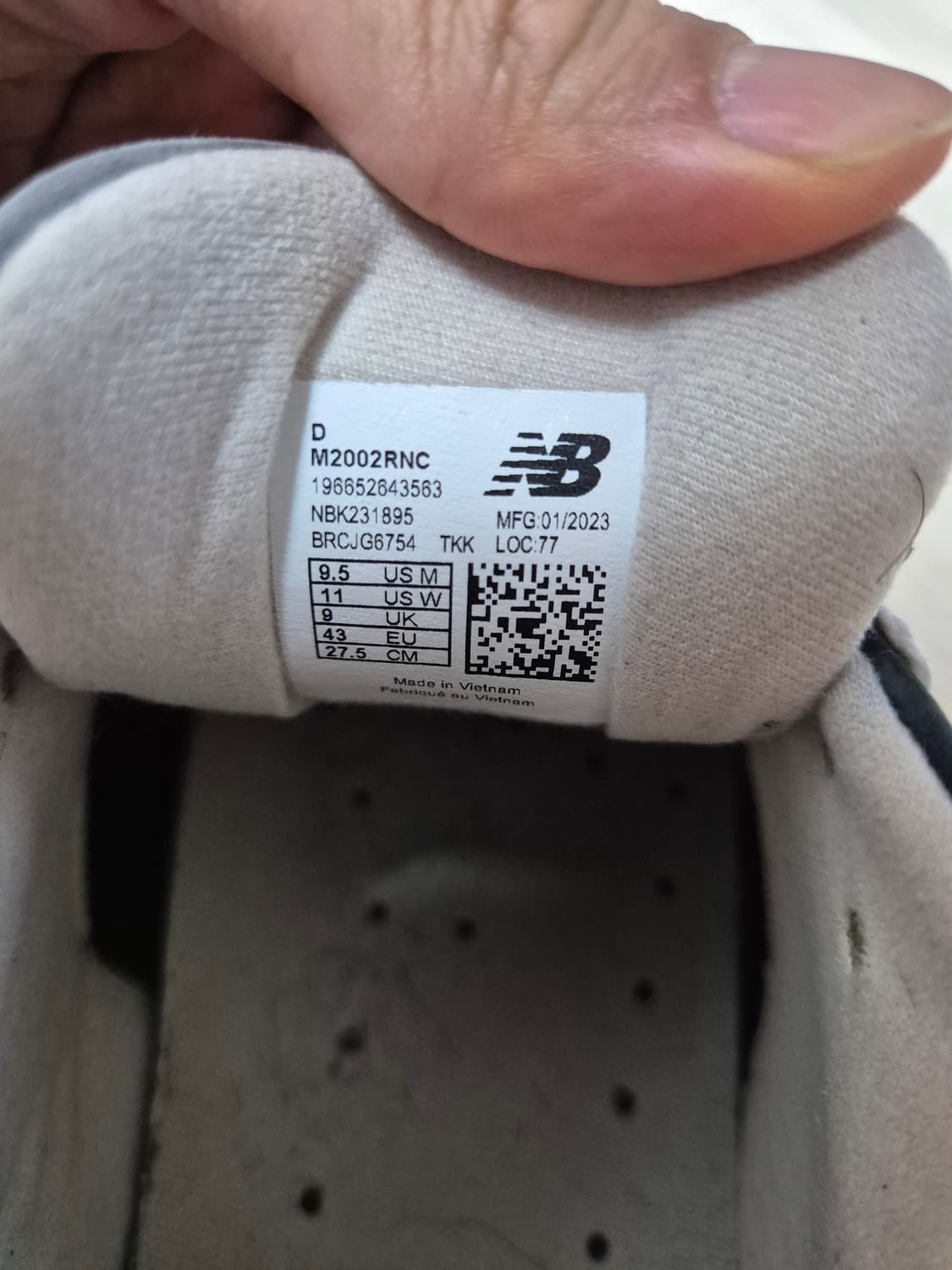 [275] 뉴발란스 2002R 프리미엄 빈티지 블랙 상품이미지5