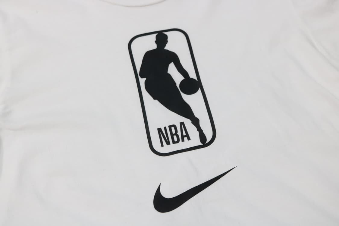 나이키 NBA 빅로고 화이트 반팔티셔츠 상품이미지4