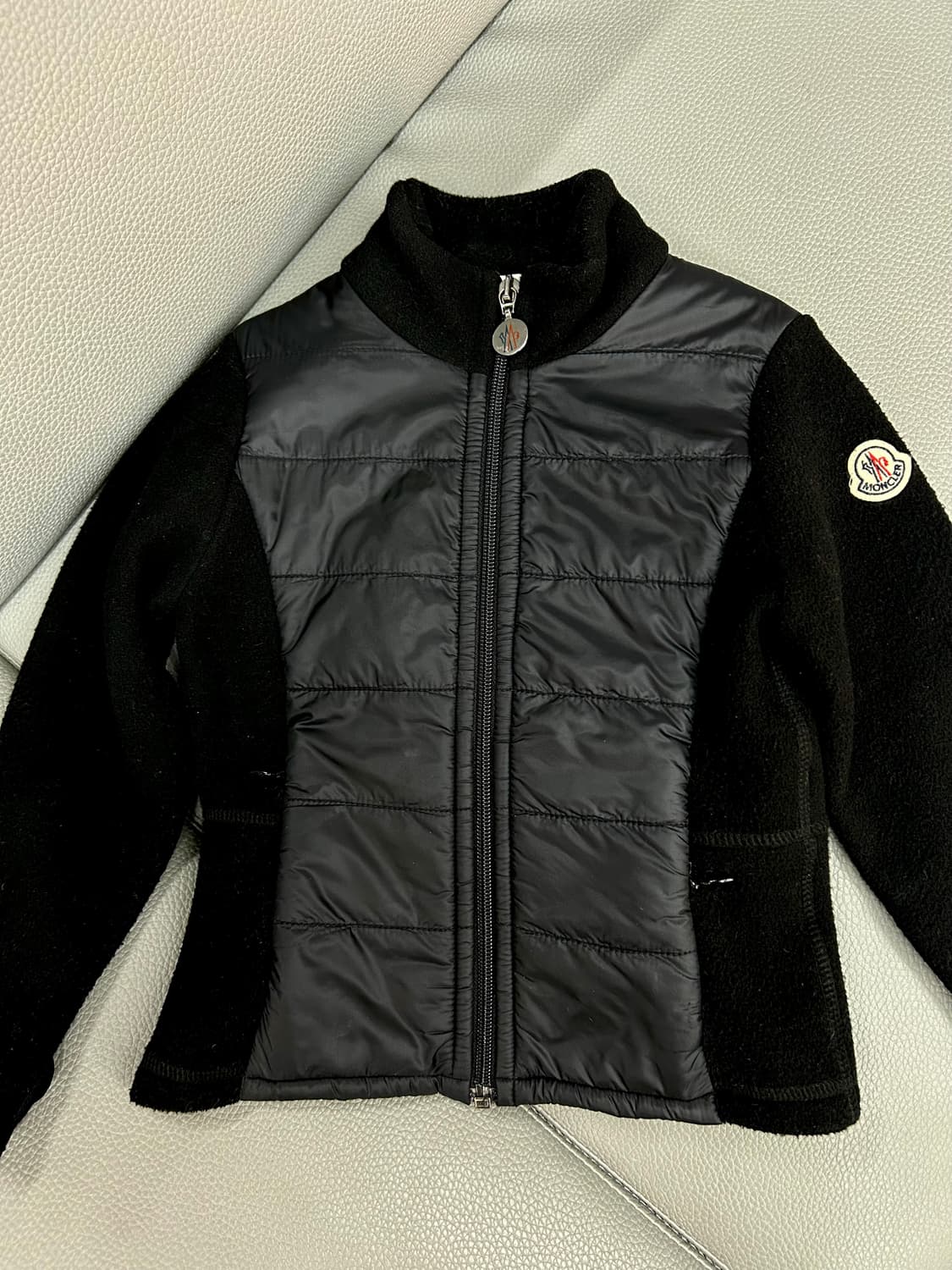 몽클레어 키즈 기모 패딩집업(3세/98cm) 상품이미지4