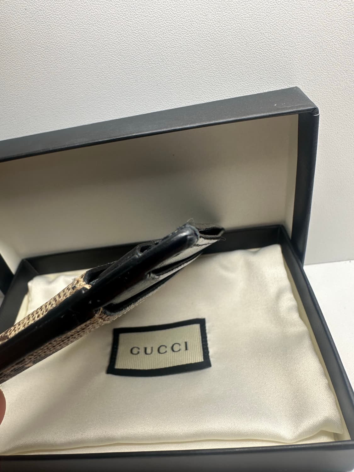 구찌 킹스네이크 카드지갑 GG 수프림 상품이미지4