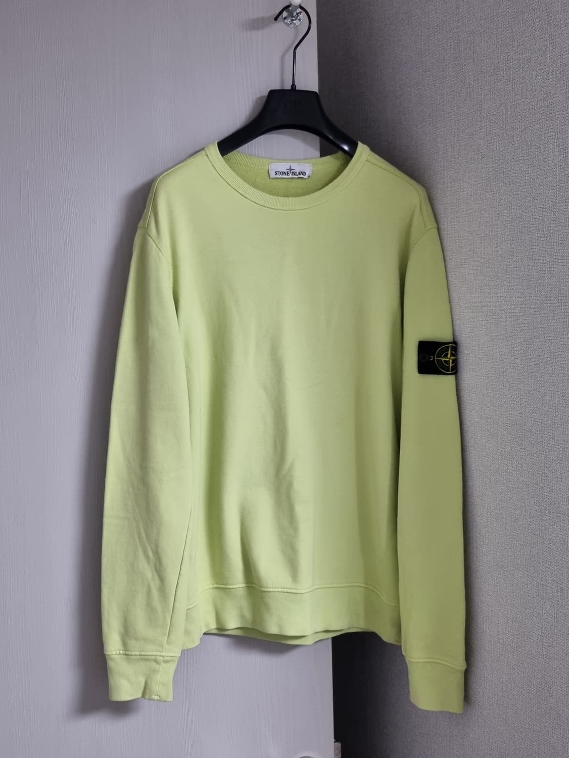 스톤아일랜드 맨투맨 상품이미지1