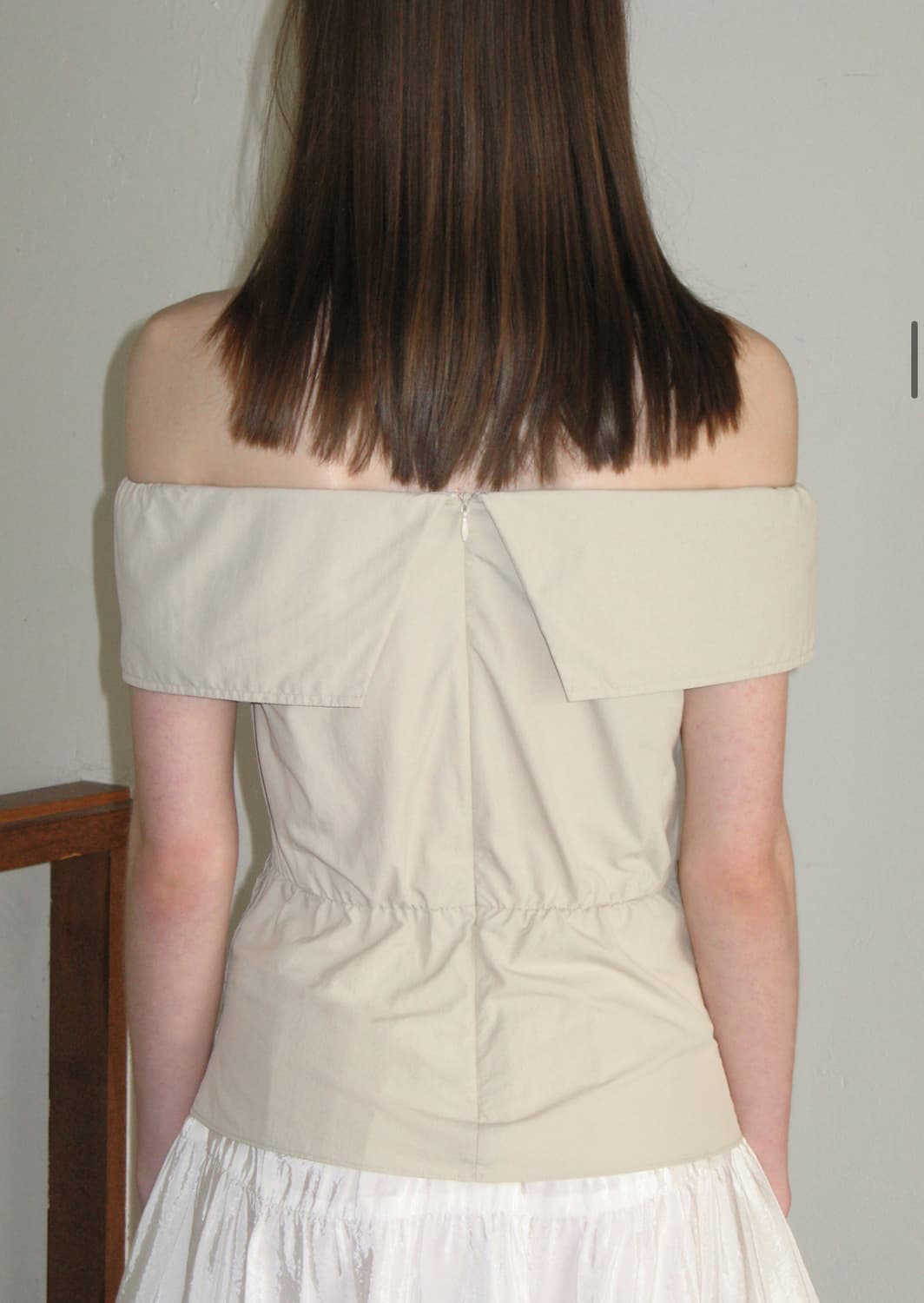 (새제품) 시눈 OFF-SHOULDER PINTUCK BLOUSE 상품이미지2