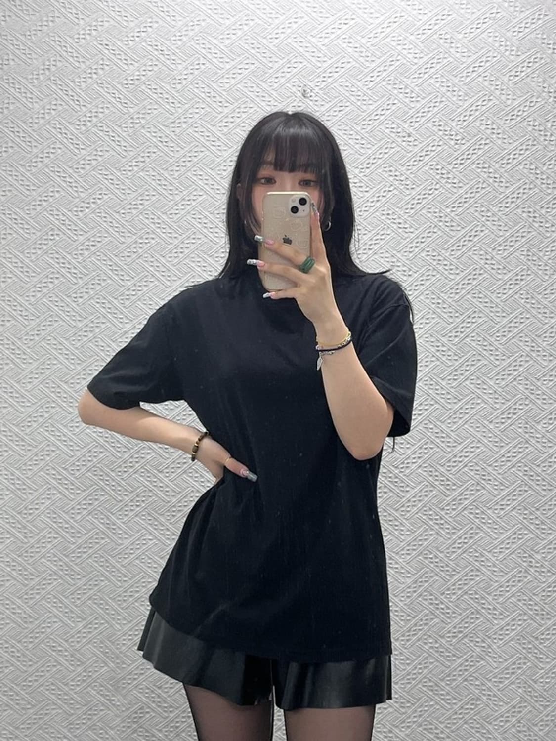 쿠어 빈티지 모던 캐주얼 시크 올블랙 무지 반팔티 M C12651 상품이미지1