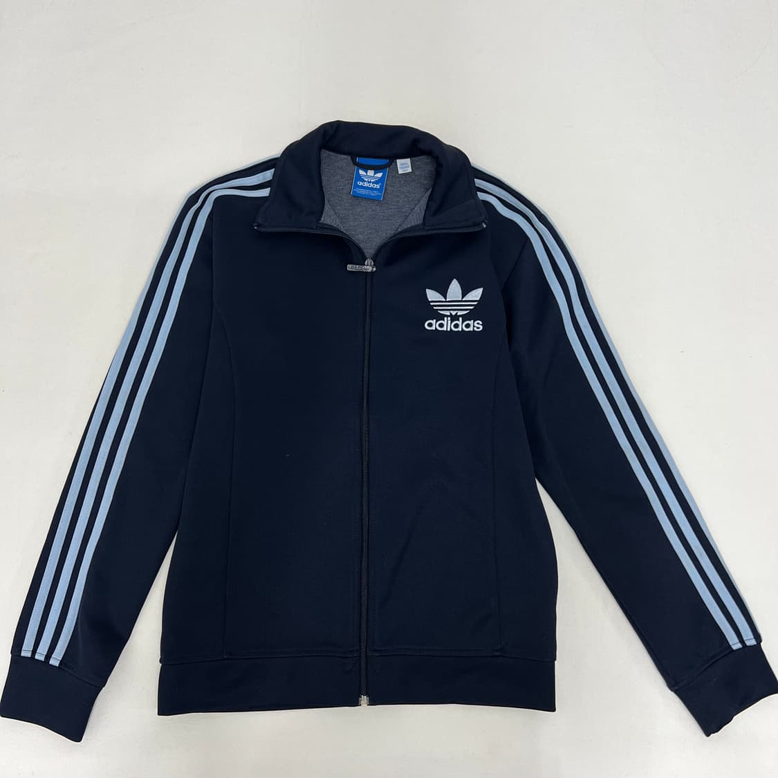 아디다스 네이비 삼선 트랙탑  상품이미지1