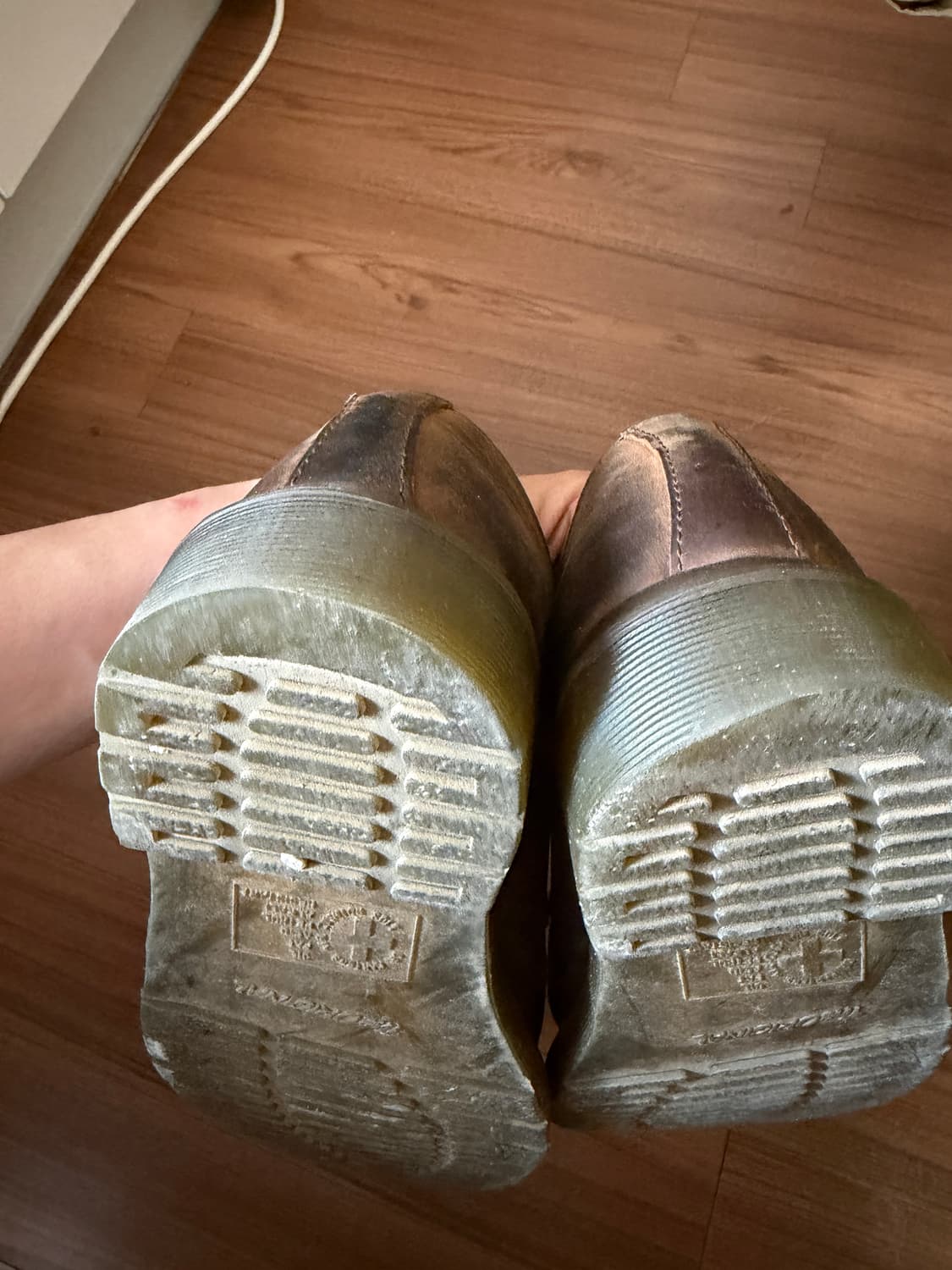 닥터마틴 1461 벡스 크레이지 홀스 다크 브라운 상품이미지2