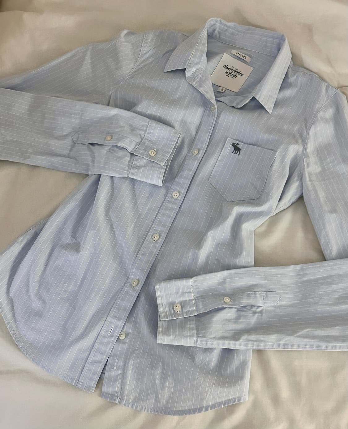 아베크롬비 슬림핏 스트라이프 핀터깔 셔츠 베이비 블루 상품이미지4