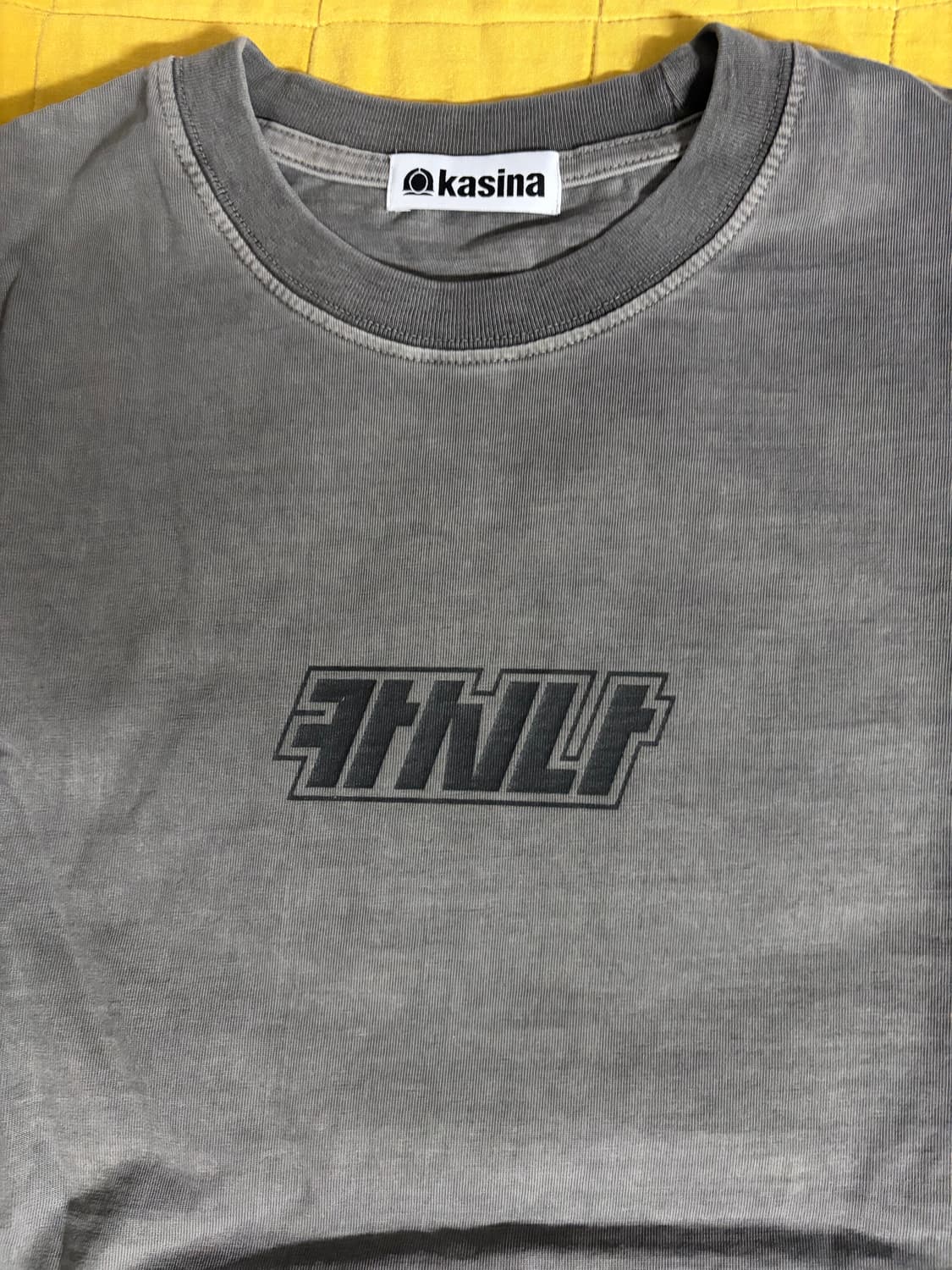 나이키 카시나 원앙 티셔츠 그레이 XL 새제품 판매 상품이미지2