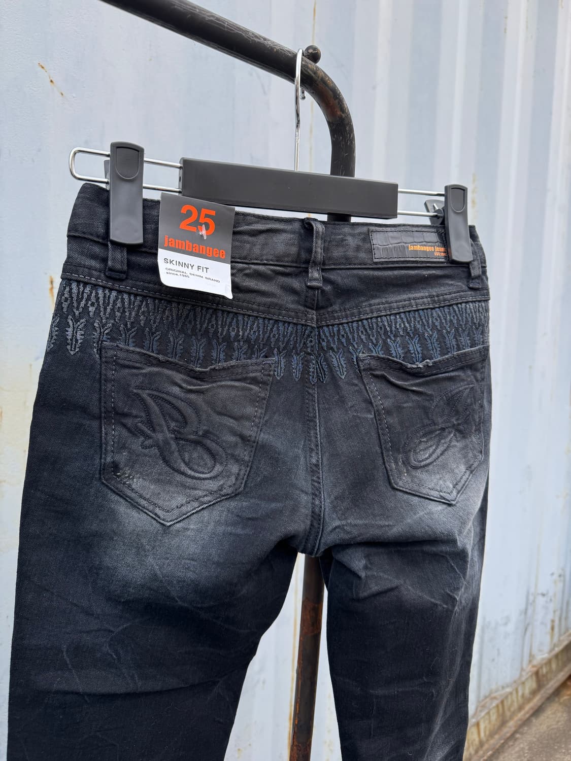 Dark Wash Slim Fit Jeans  상품이미지4