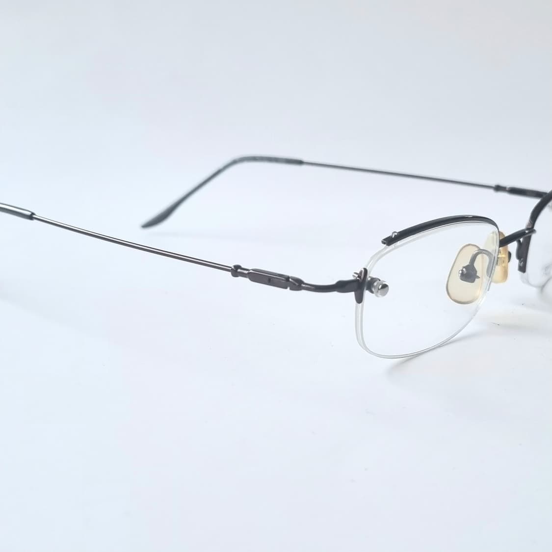 데드스탁 무테 느낌의 라운드사각 반무테 안경테  141 상품이미지7