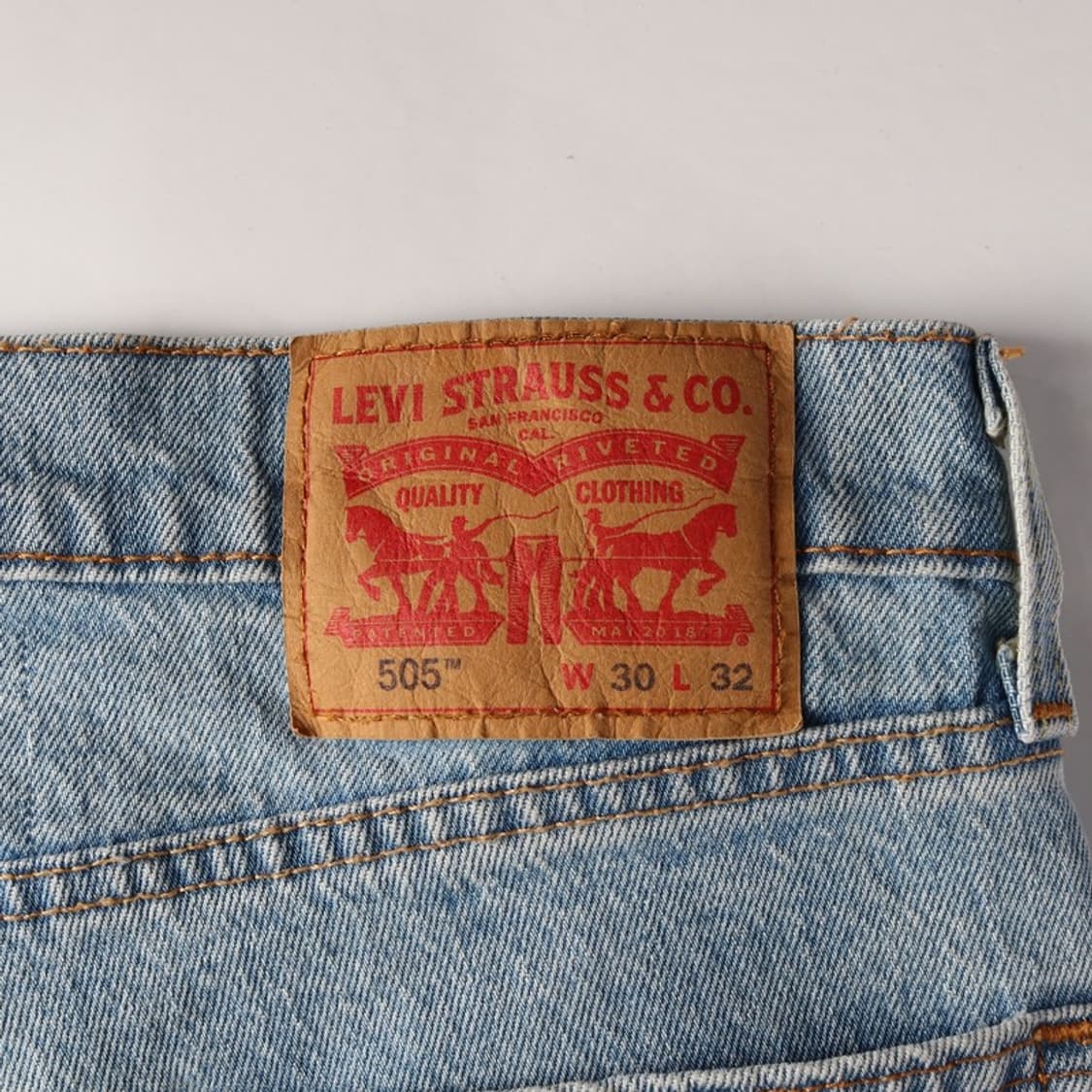 리바이스 505 레귤러 스트레이트 연청 데님 30 상품이미지6