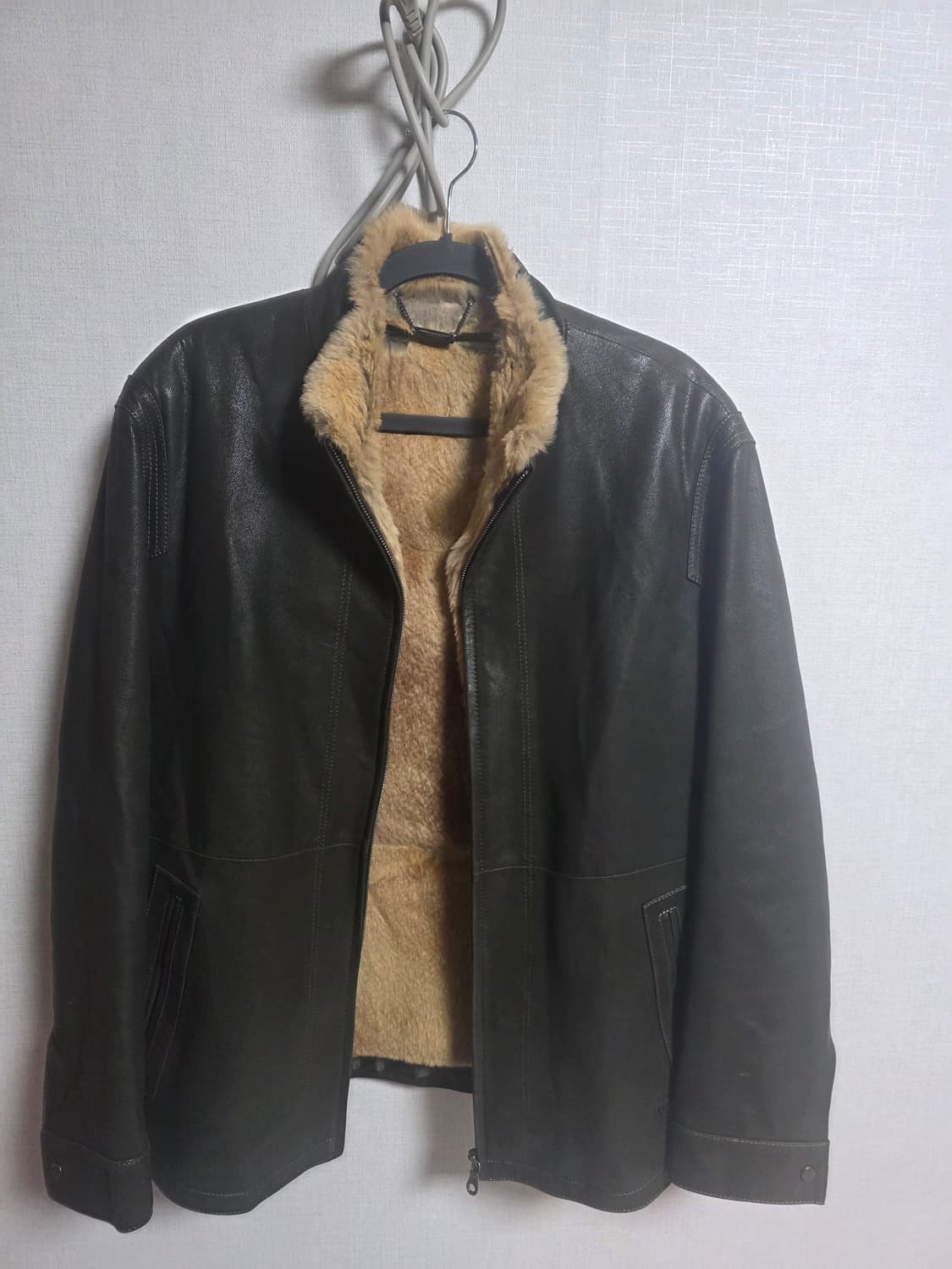 마에스트로 양가죽 무스탕 자켓 상품이미지1