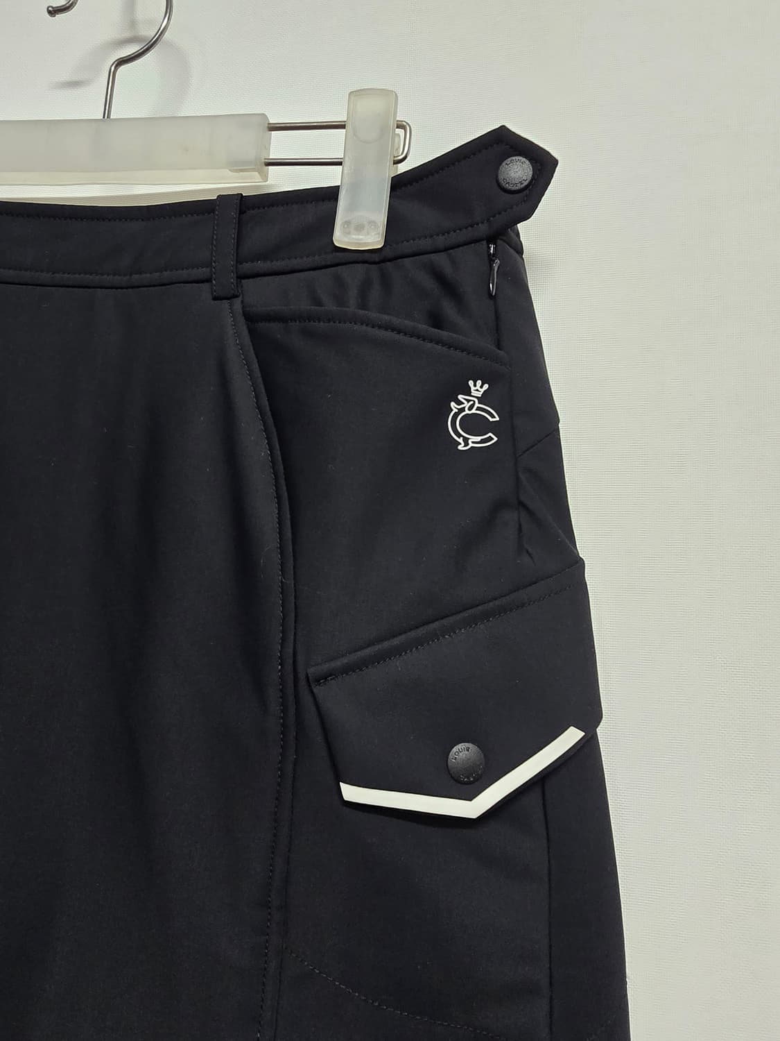 루이까스텔 블랙 골프스커트 상품이미지2