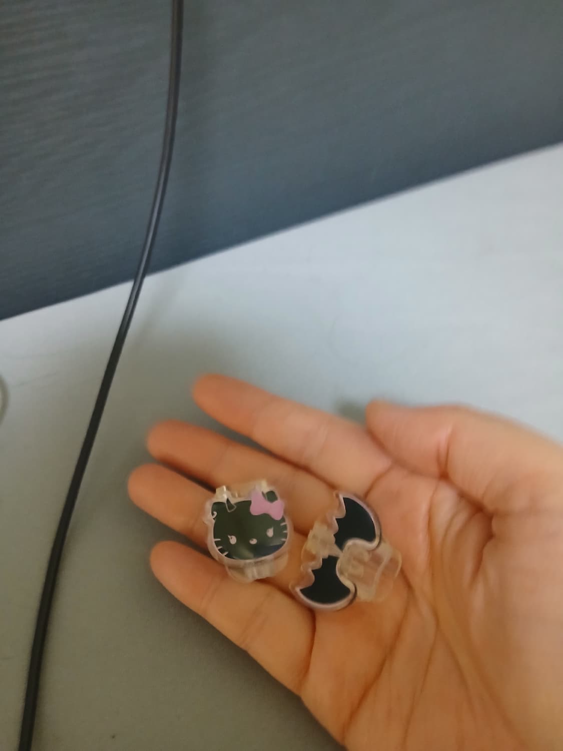 헬로키티 와이드핏 속눈썹 뷰러 팝니다 상품이미지3