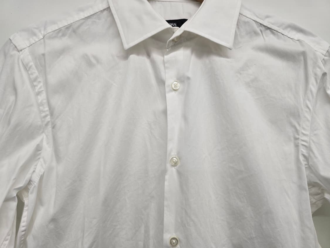 휴고보스 남자 셔츠.  싸이즈 90~95
 상품이미지3