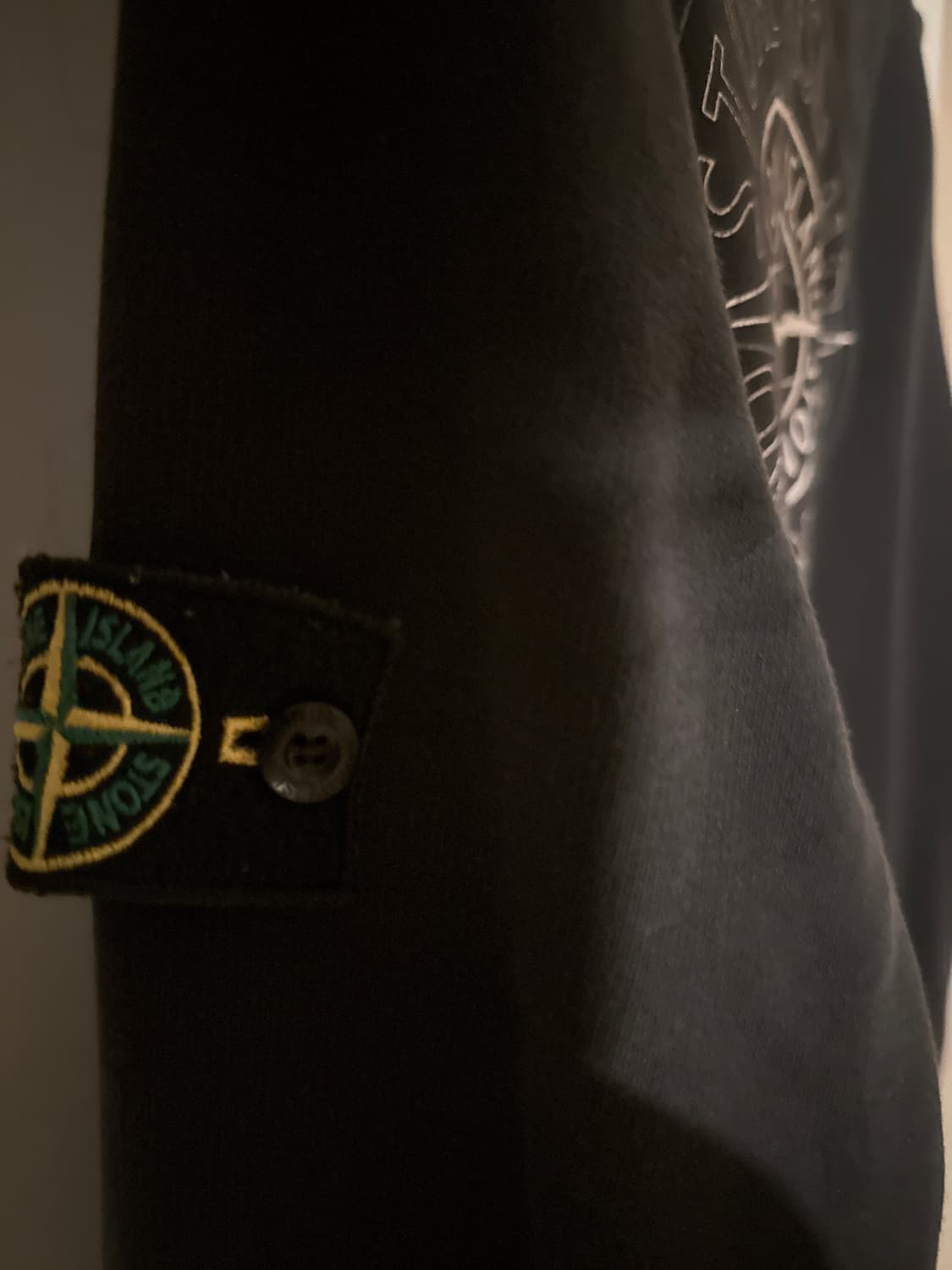 스톤아일랜드 맨투맨 상품이미지1