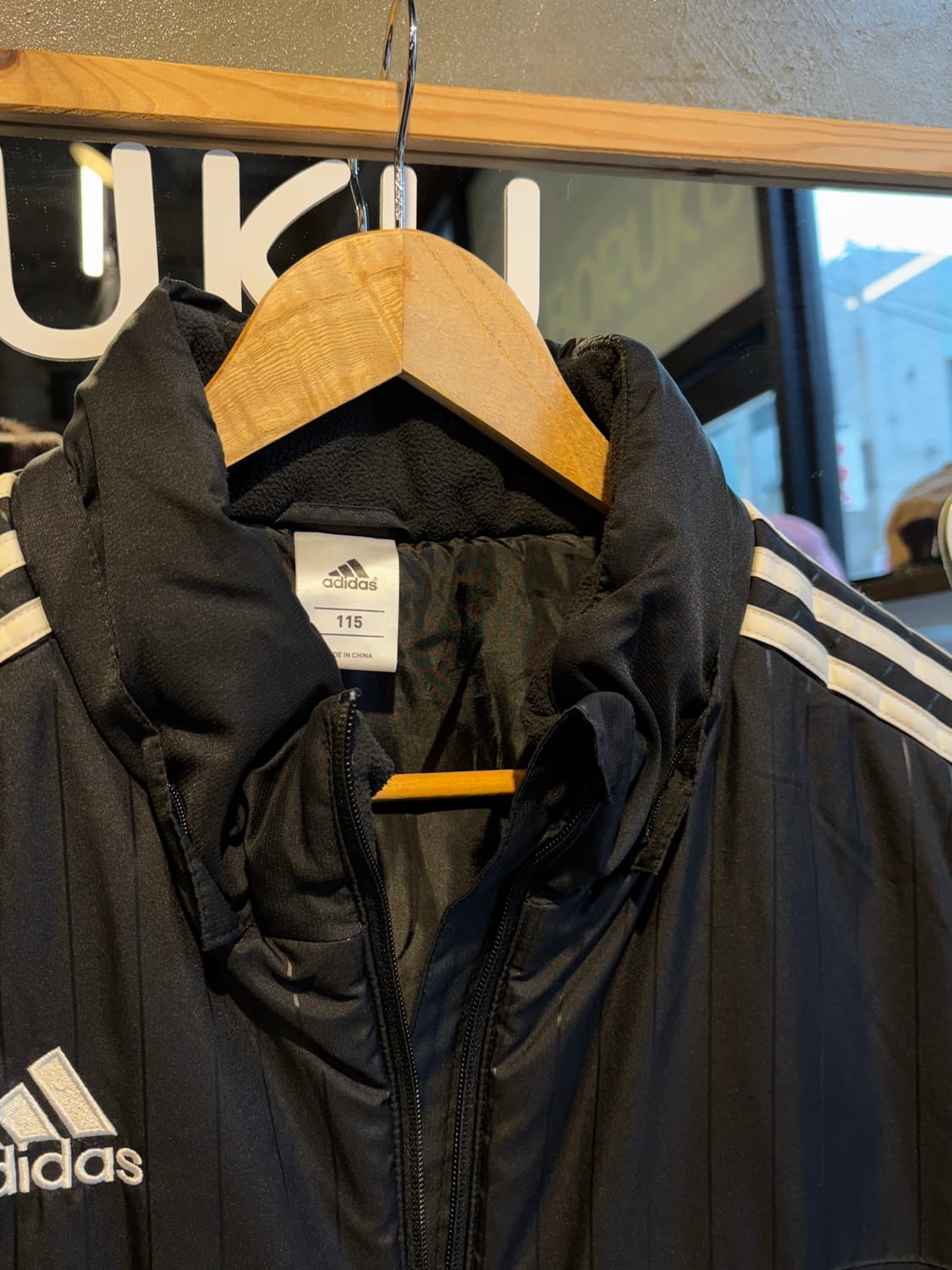 아디다스 블랙 패딩조끼 2XL 상품이미지4