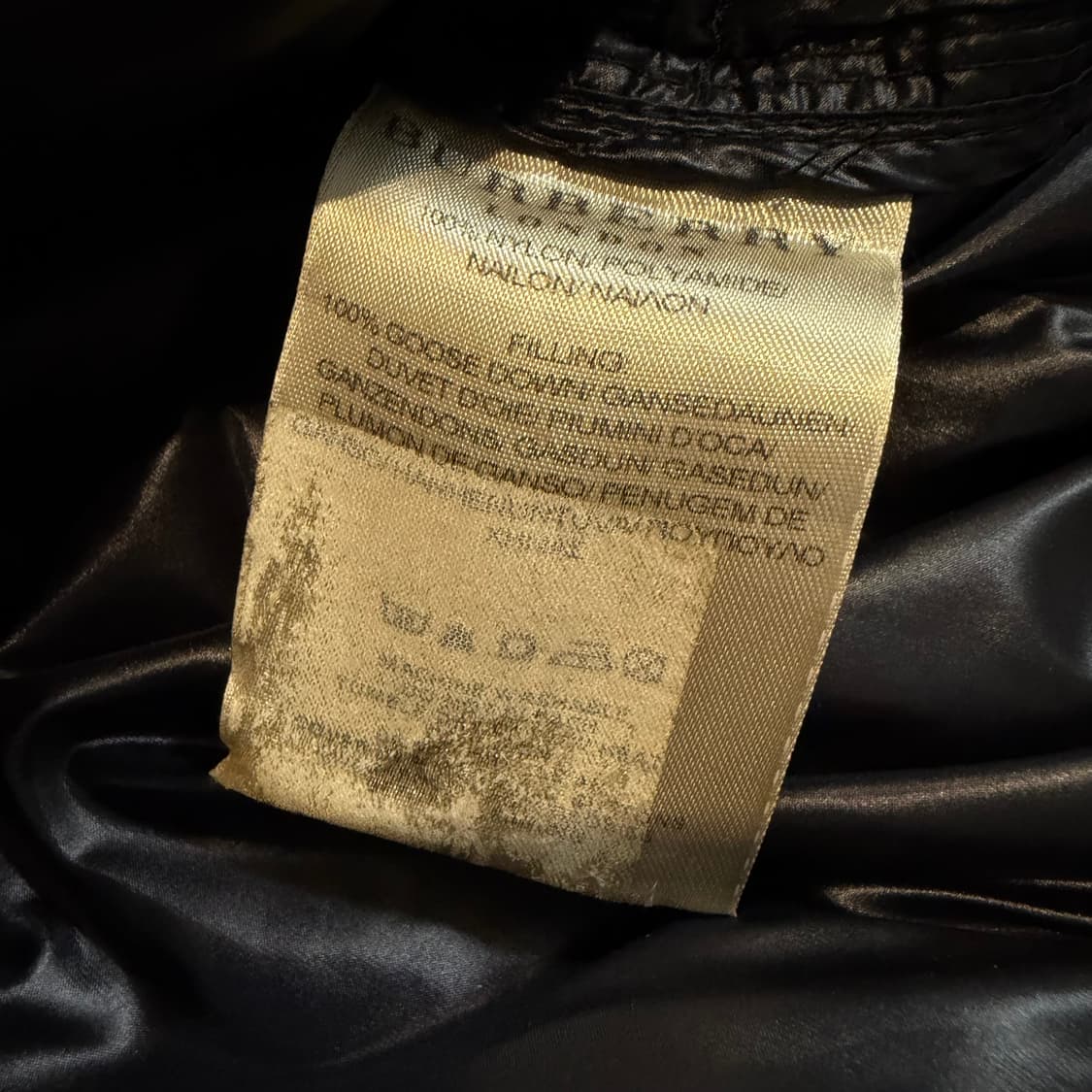 버버리 사이드로고 포켓 구스다운 패딩 상품이미지5