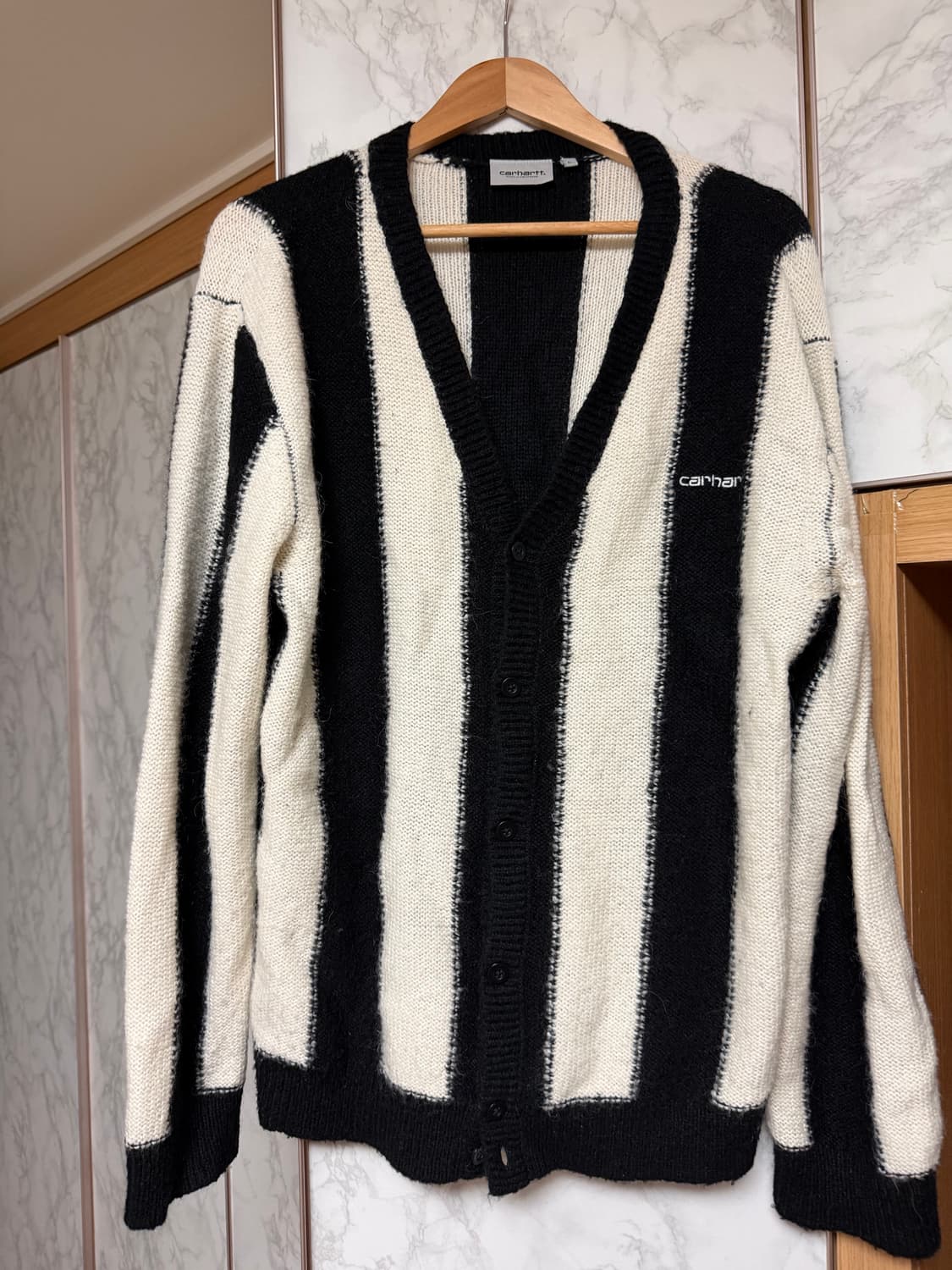 칼하트 가디건 상품이미지1