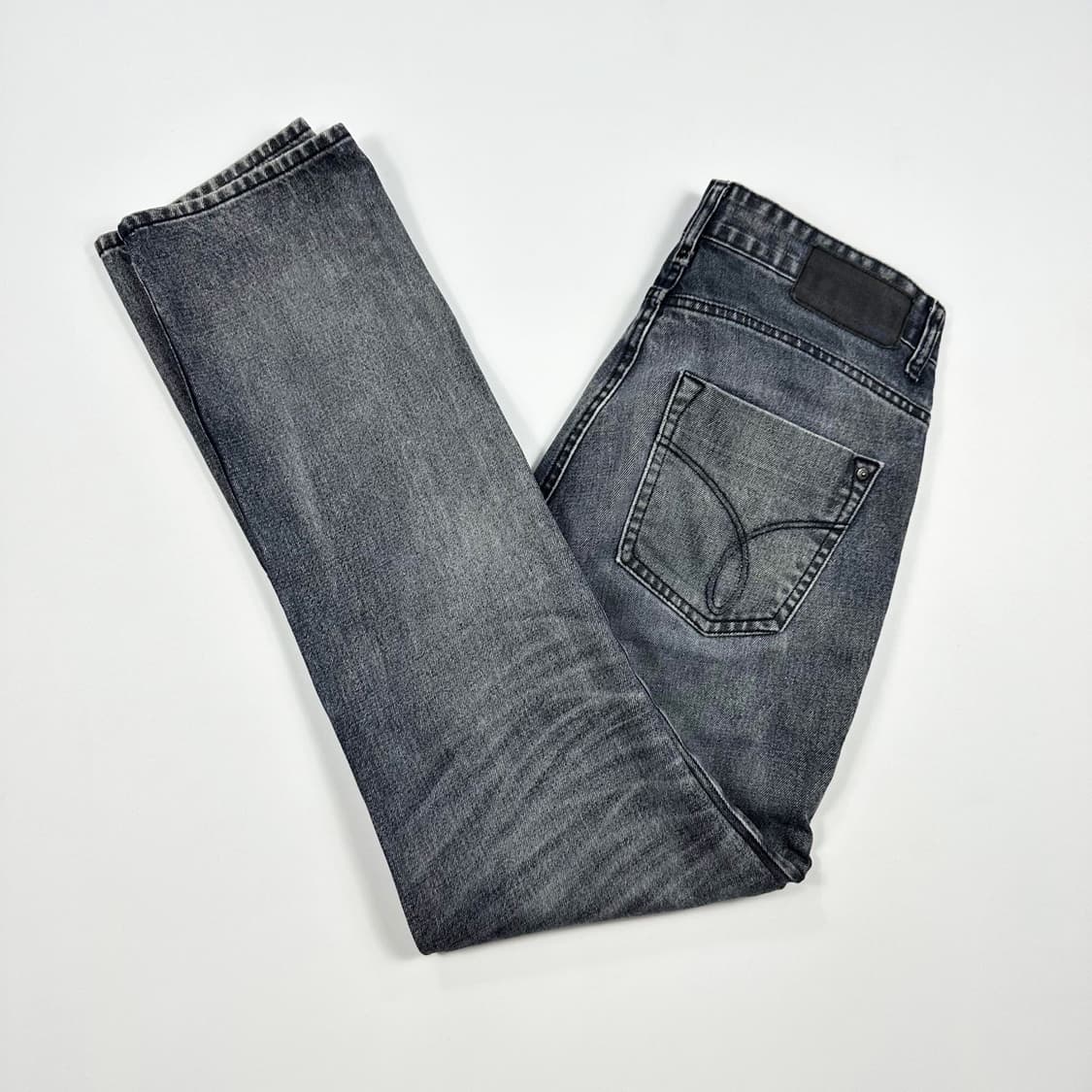 캘빈클라인 CK 워싱 슬림 스트레이트 데님 팬츠 (31인치) 상품이미지2