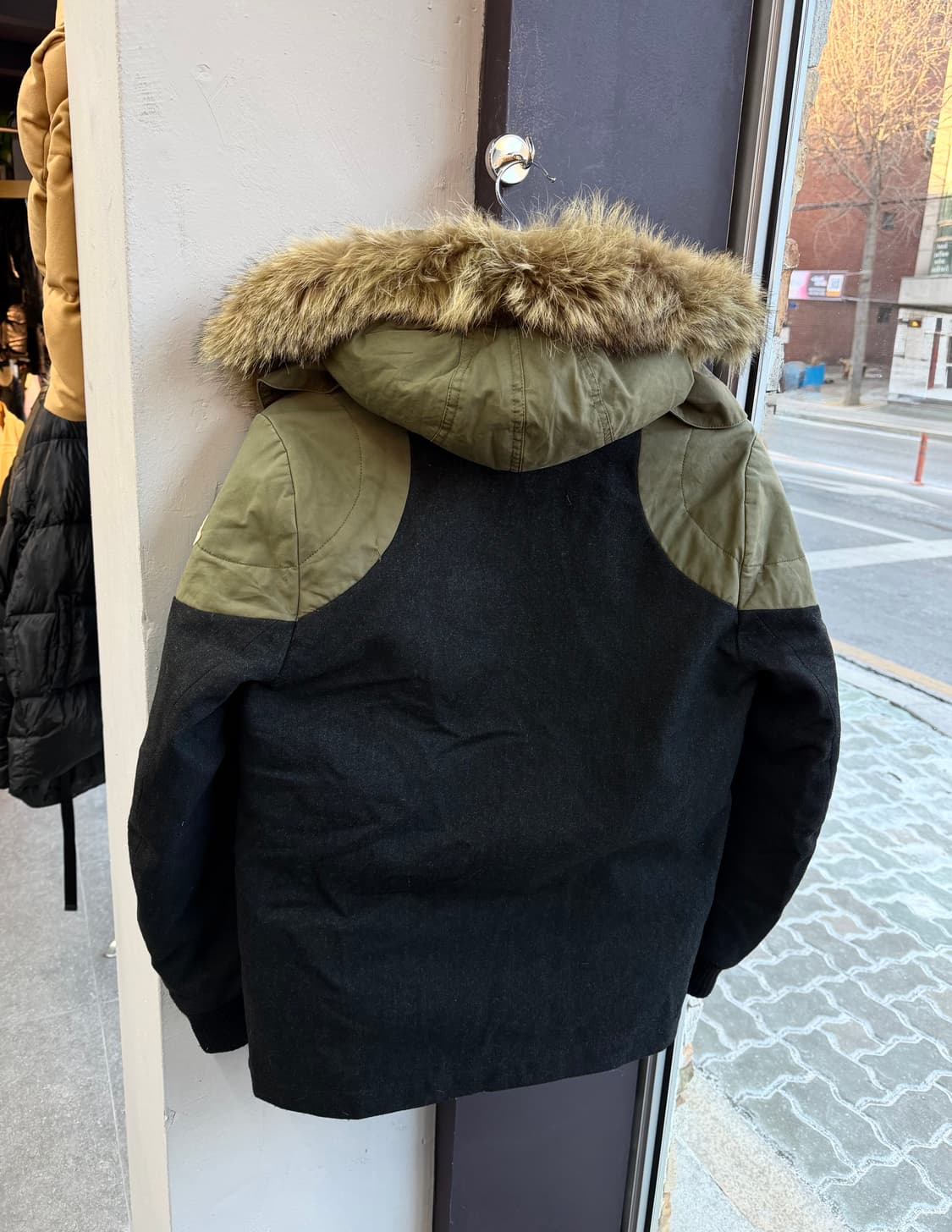 95~100/ 몽클레어 아카이브 한정 화이트와펜 구스 패딩 상품이미지9