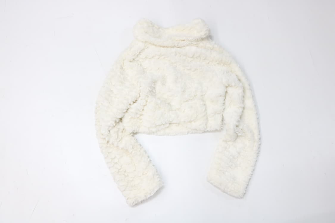 리즈리사 크롭 퍼자켓 상품이미지6