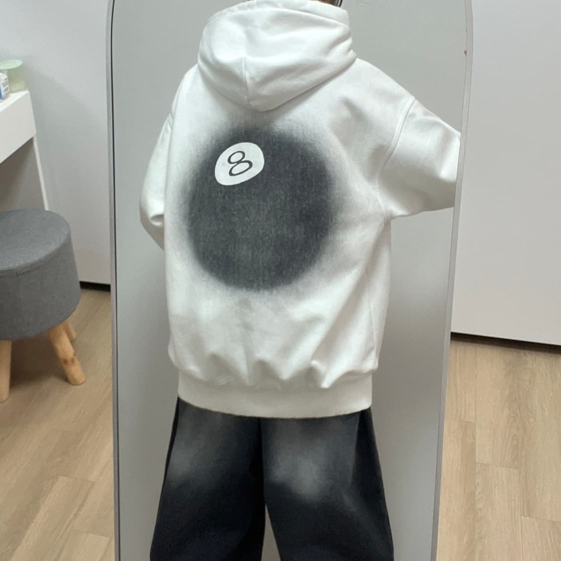 스투시 8볼 페이드 화이트 후드티 상품이미지1
