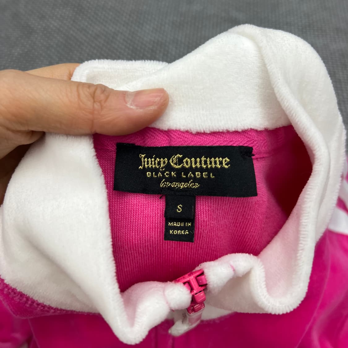 착샷O 쥬시꾸뛰르 핑크 벨벳 집업 상품이미지3