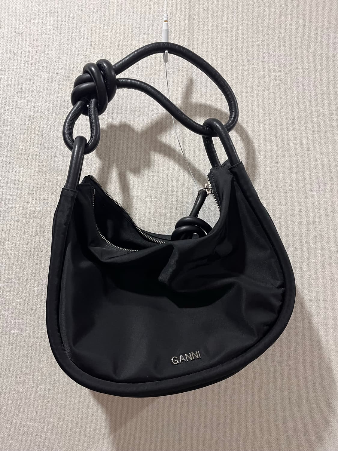 가니 바게트백 ganni 가방 나일론 상품이미지3