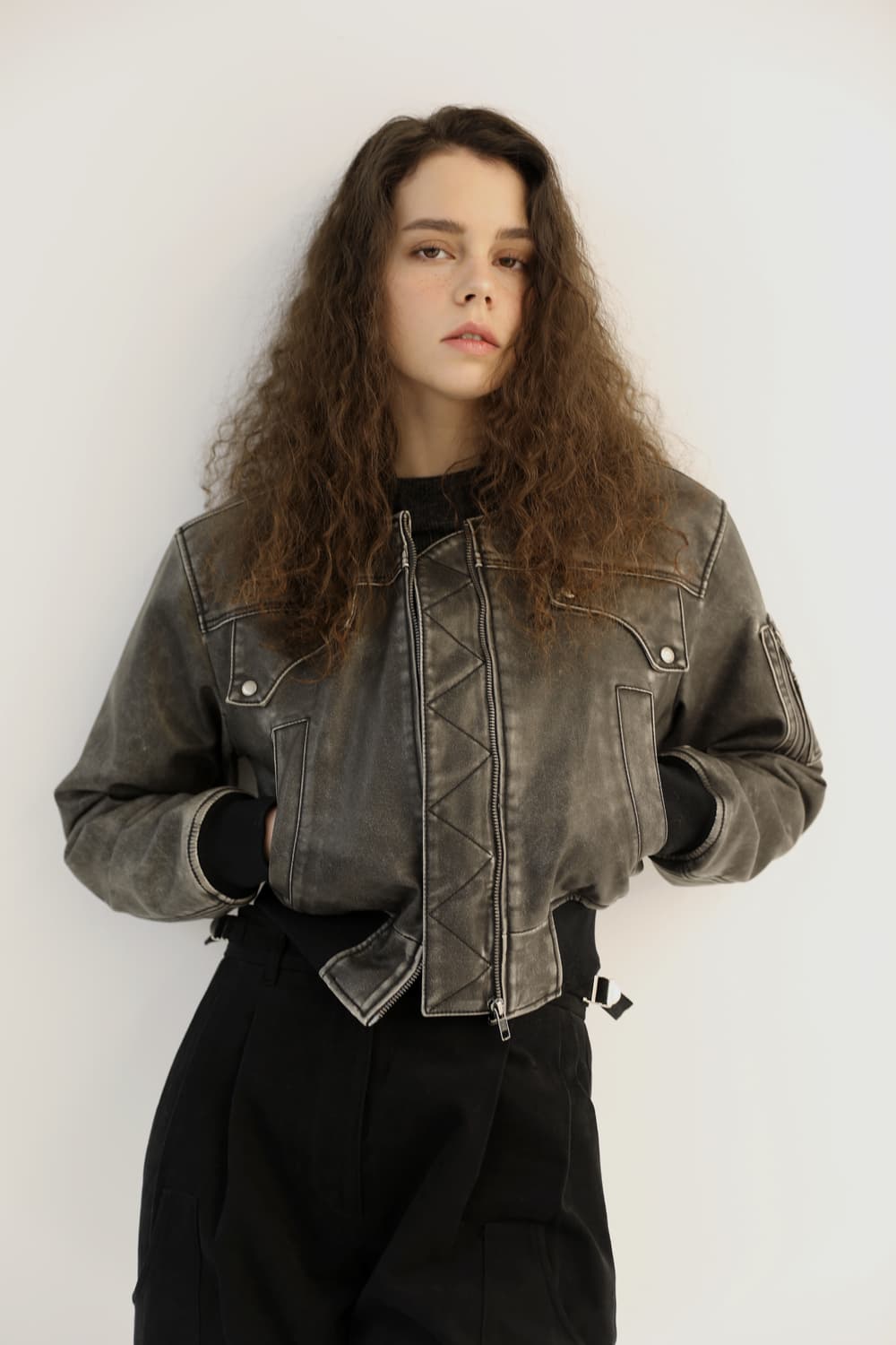 SNAP POINT CROP FAUX LEATHER JACKET ( GR 상품이미지1