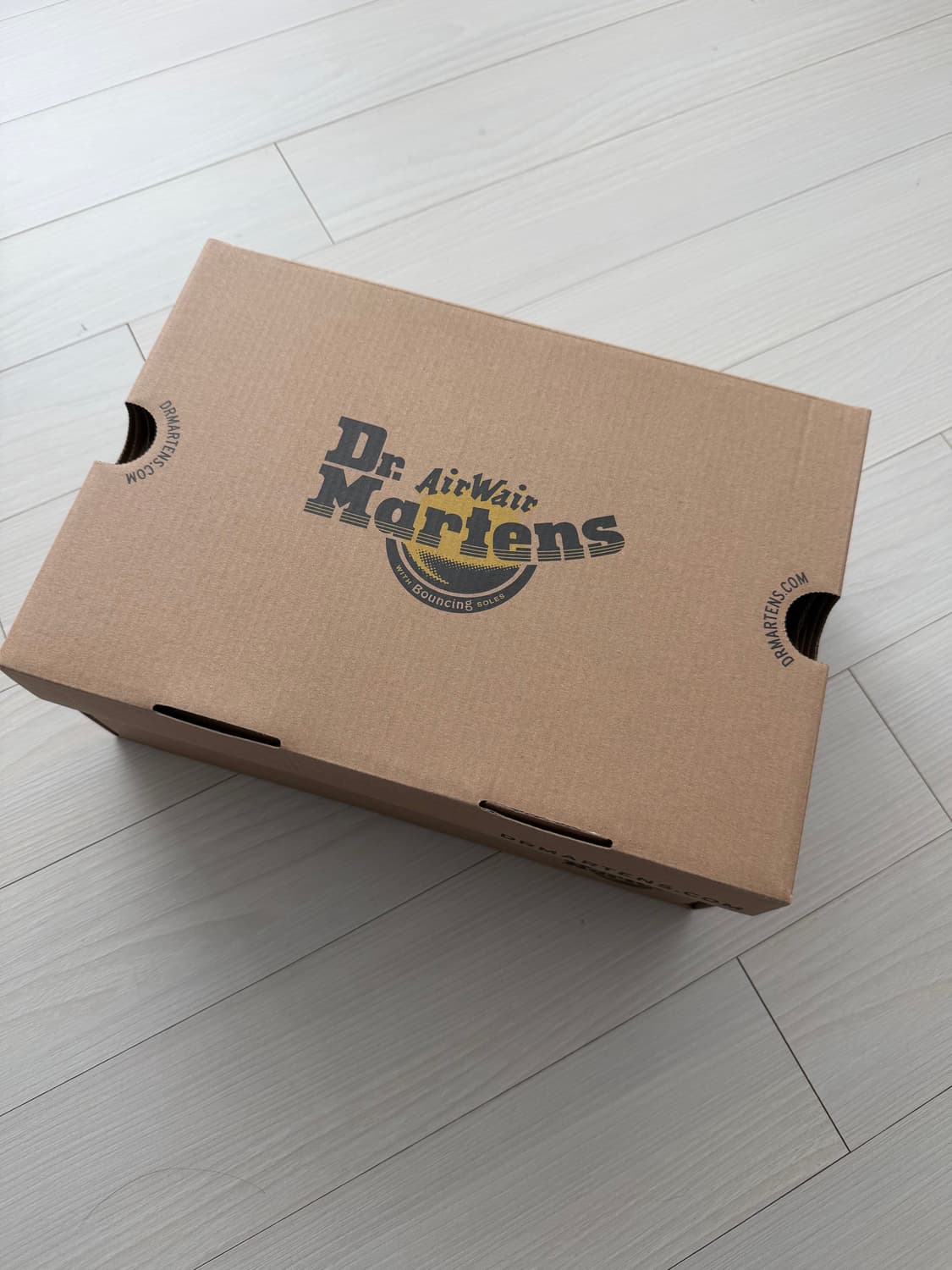 닥터마틴 리더 와이오밍 레더 유틸리티 슈즈 블랙 상품이미지2