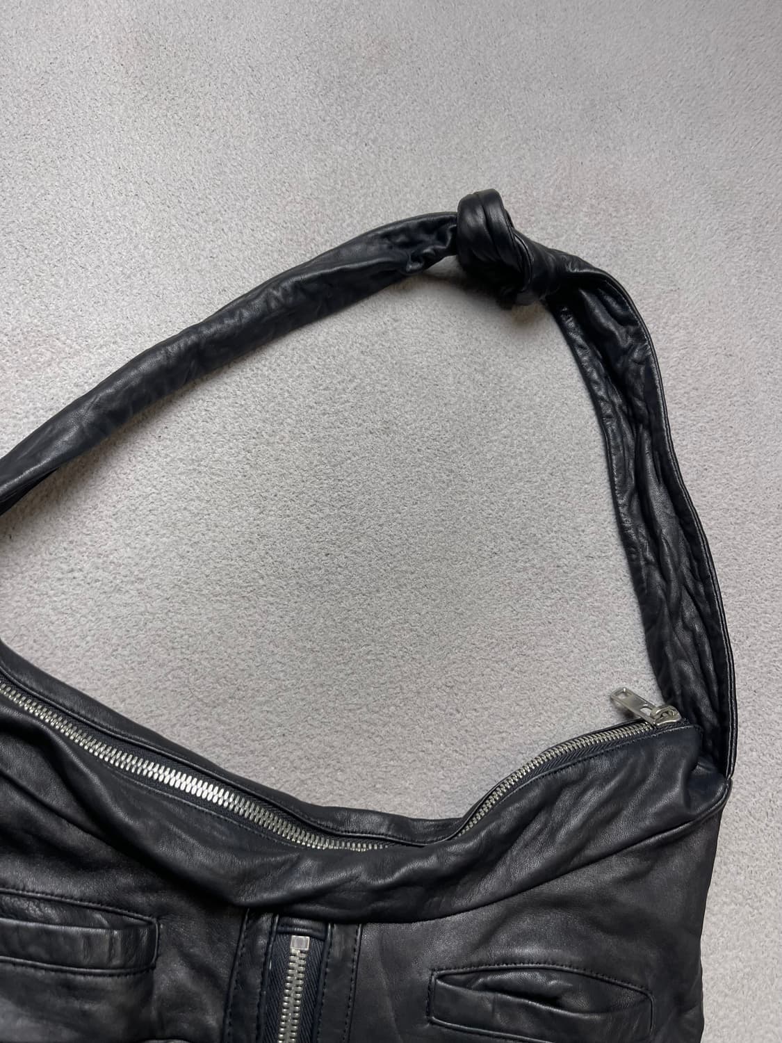 ELI JADE 양가죽 크로스백- 호보백 상품이미지8