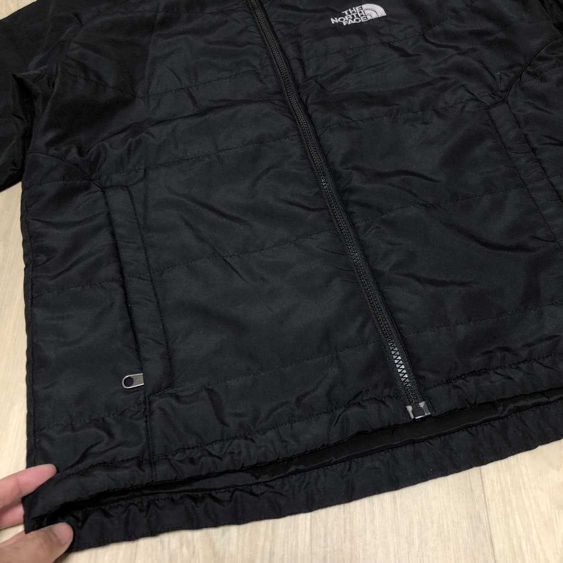 (M) 노스페이스 NORTH FACE 하이넥 블랙 점퍼 상품이미지5