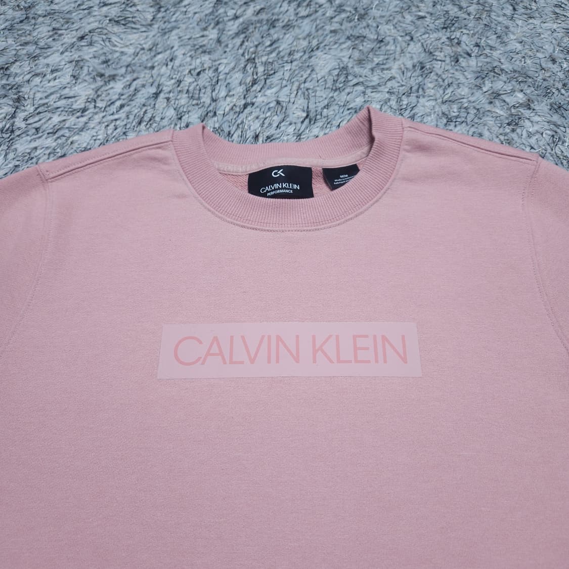 CK켈빈클라인) M 여자 분홍 맨투맨티셔츠 / 왕눈이샵 상품이미지3