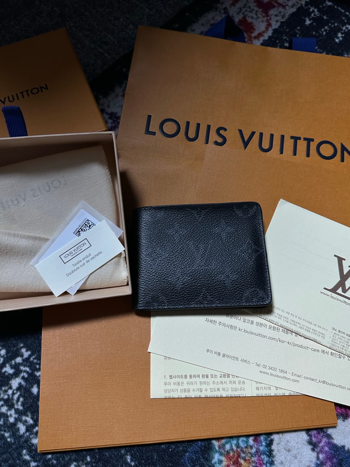 루이비통  슬렌더 월렛 모노그램 이클립스 반지갑 상품이미지6