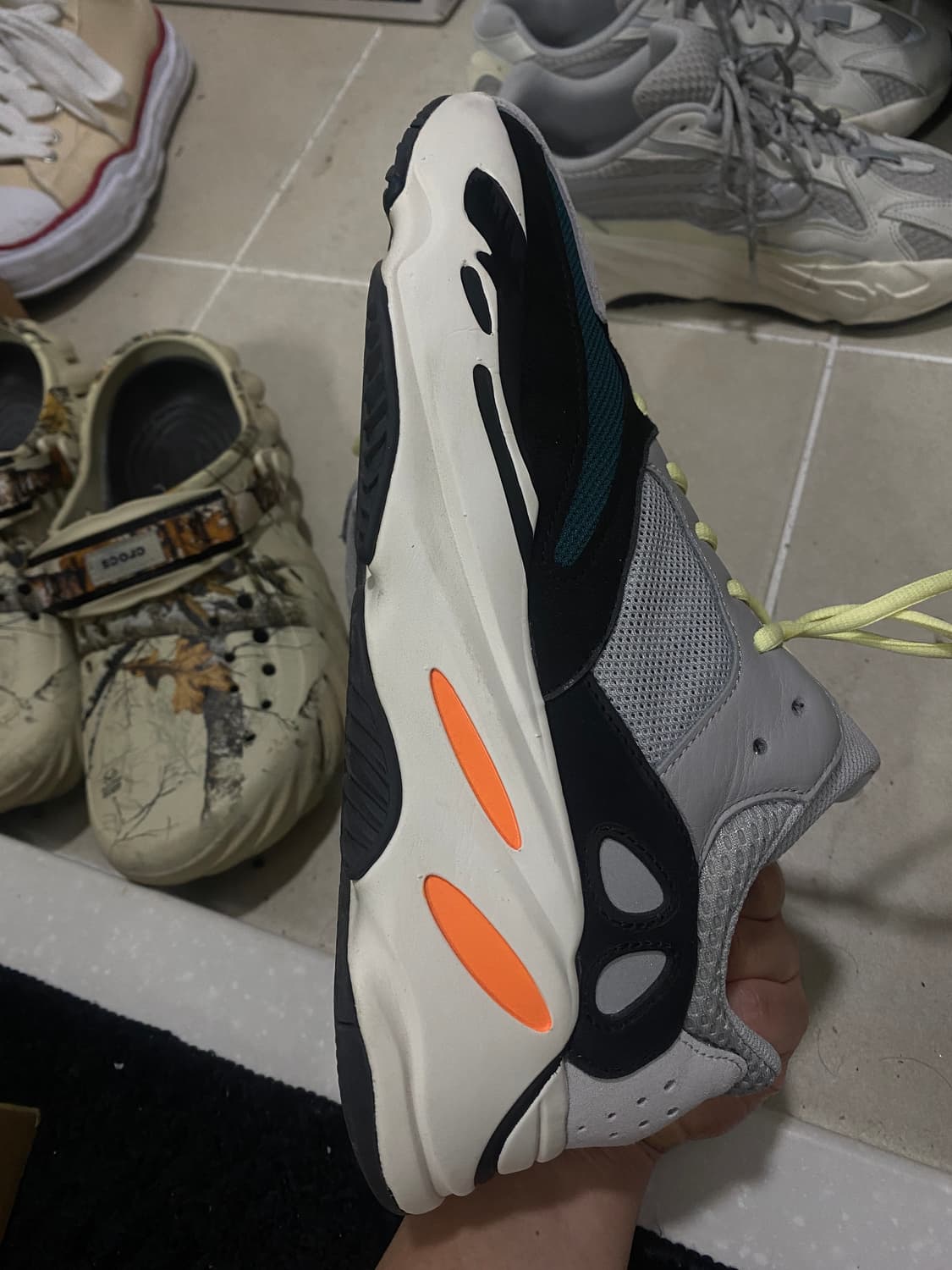 아디다스 이지 700 웨이브러너 295 상품이미지6