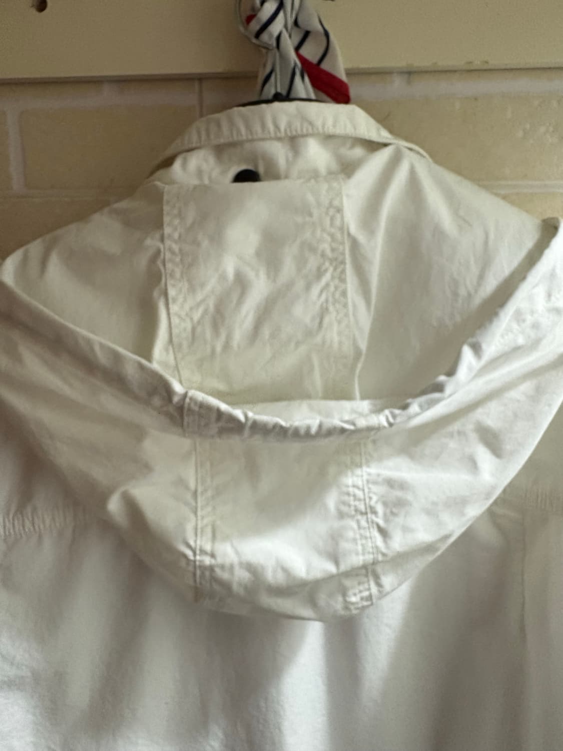 칼하트 - 코튼 바람막이 자켓 화이트 색상 상품이미지8