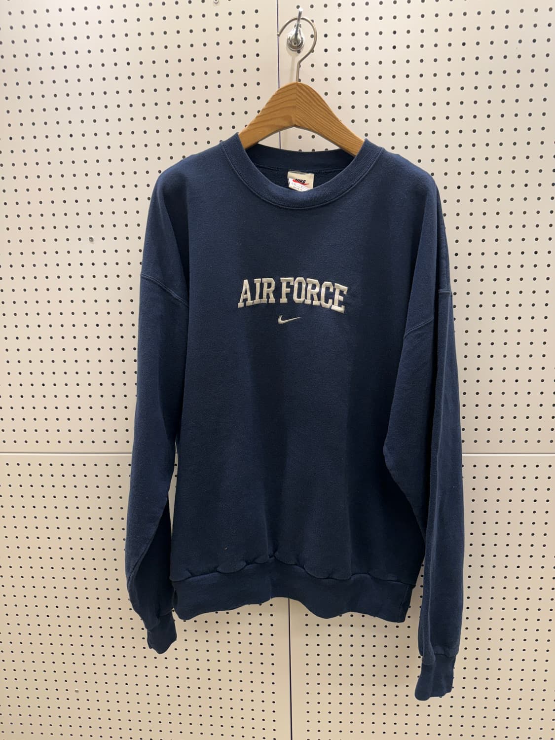 나이키 올드스쿨 에어포스 맨투맨 U860 상품이미지2