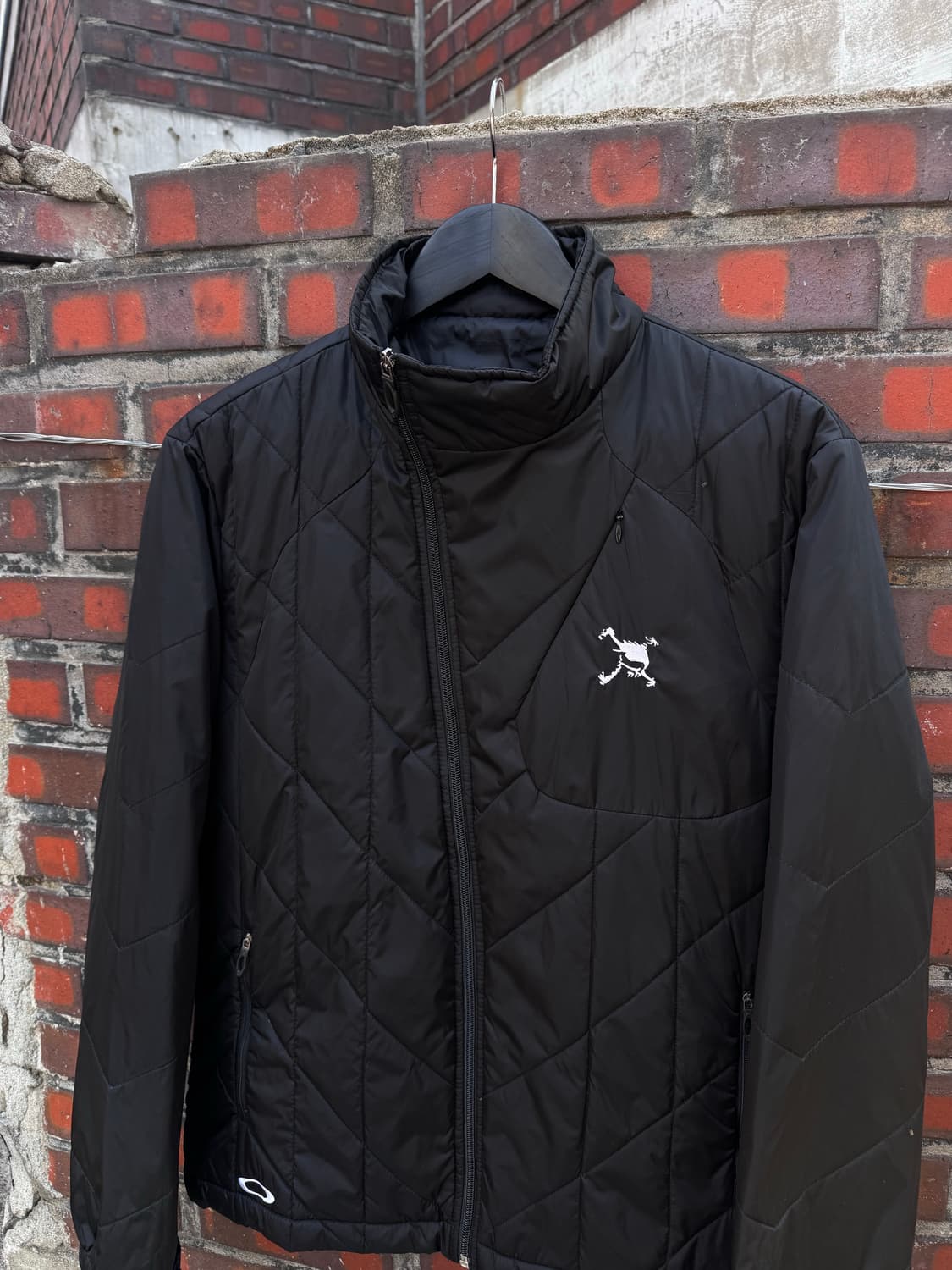 오클리 비대칭 퀼팅 인슐레이션 자켓  상품이미지2