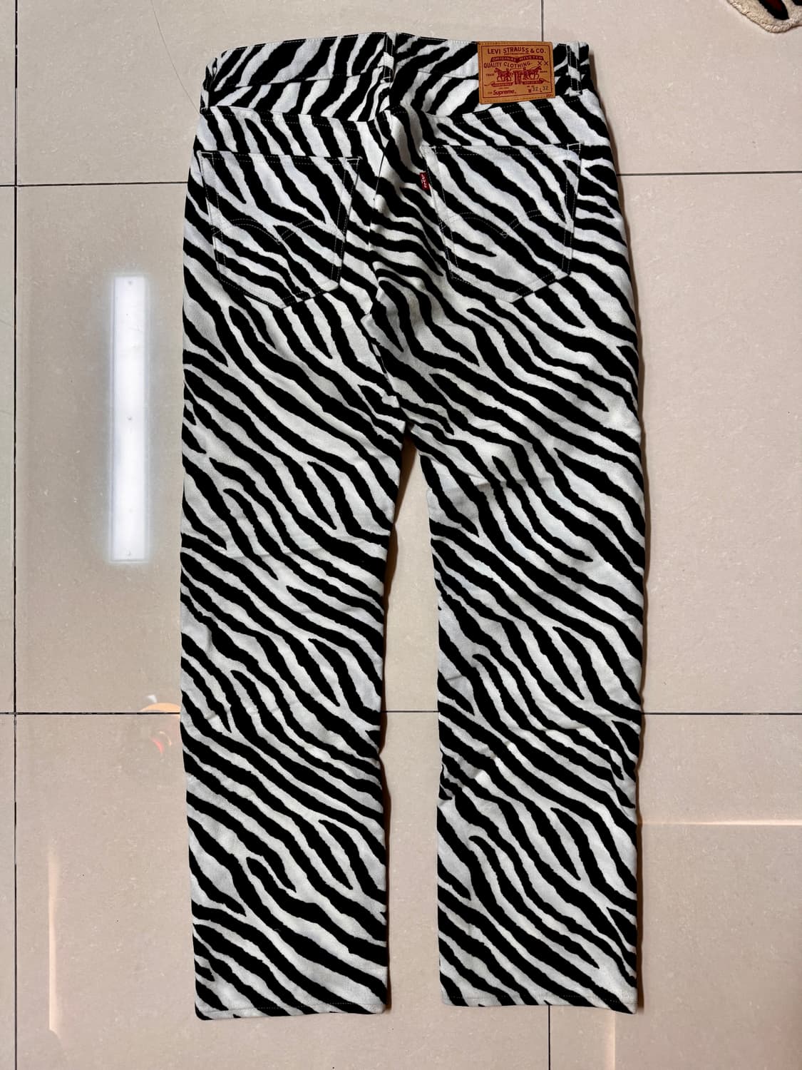 슈프림 리바이스 몰스킨 505 진 지브라 32 상품이미지2