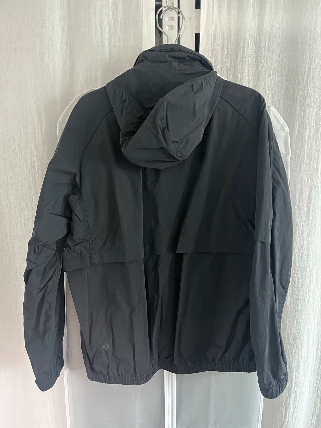 룰루레몬 바람막이 상품이미지2