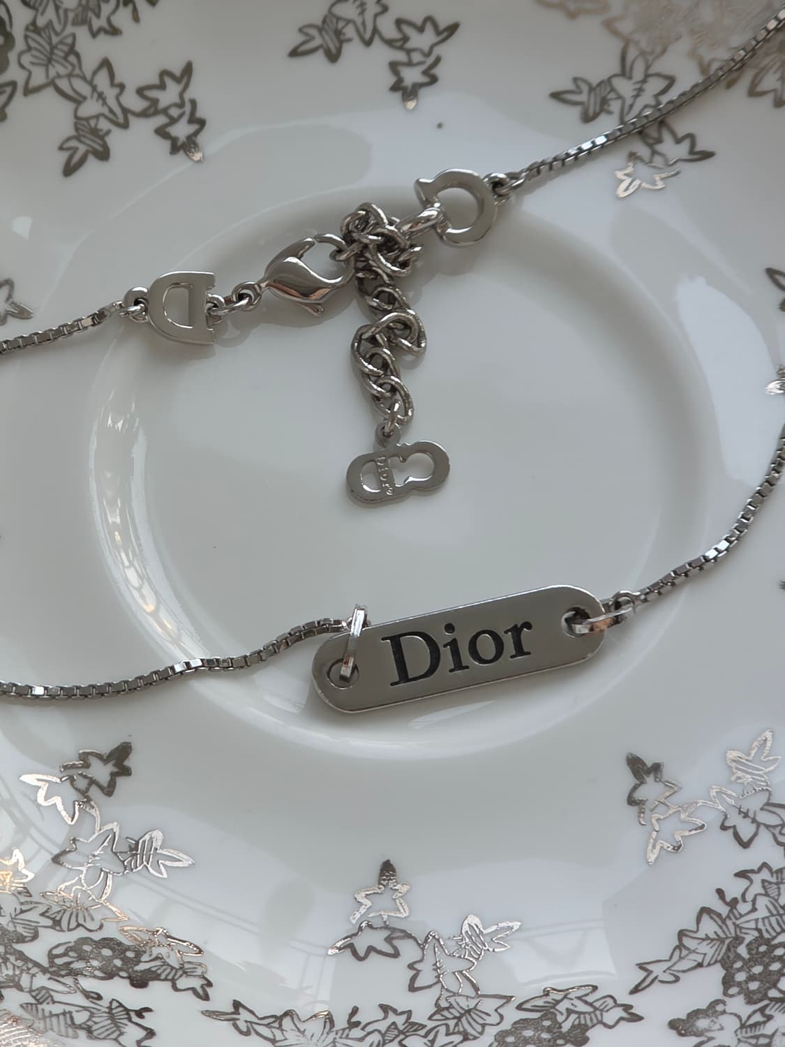 디올 은장 가로바 가로플레이트 dior 로고 목걸이  상품이미지1