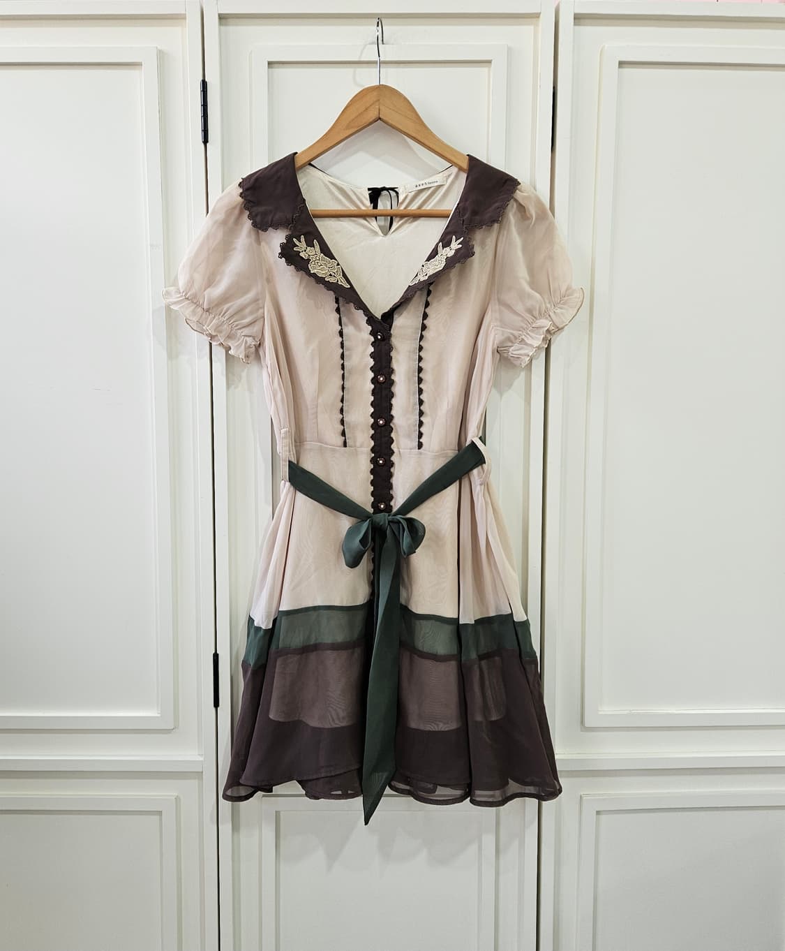 엑시즈팜 (axes femme) 초코말차 배색 쉬폰 원피스 상품이미지1