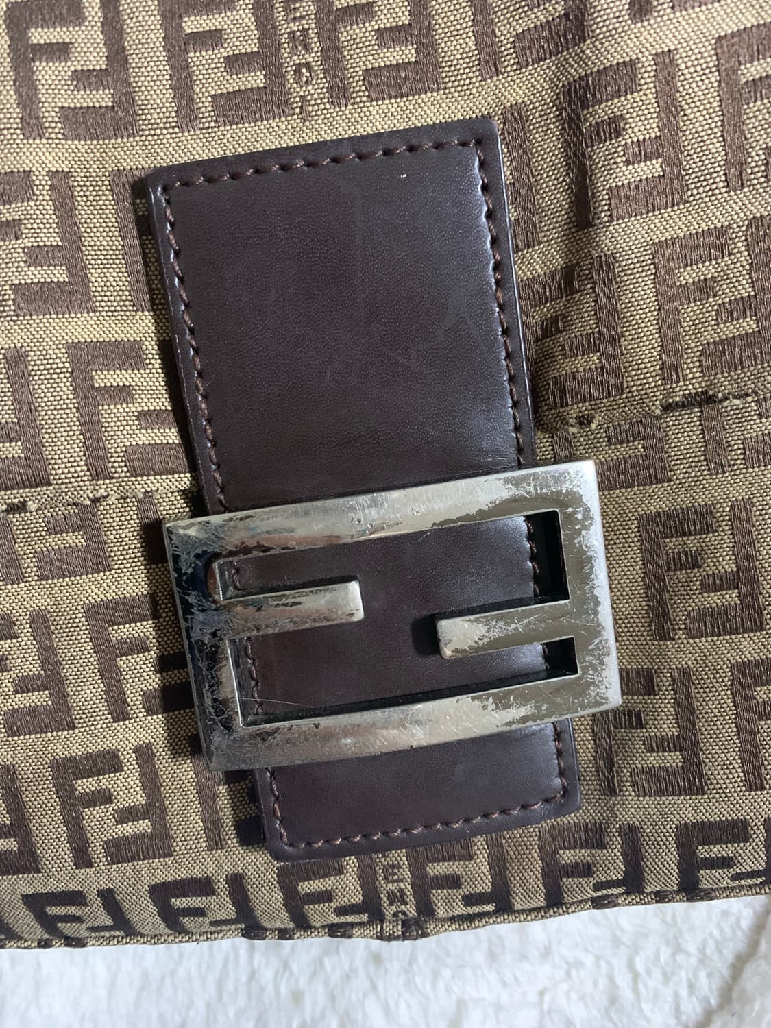 펜디 ff주카 바게트백. 정품 상품이미지4